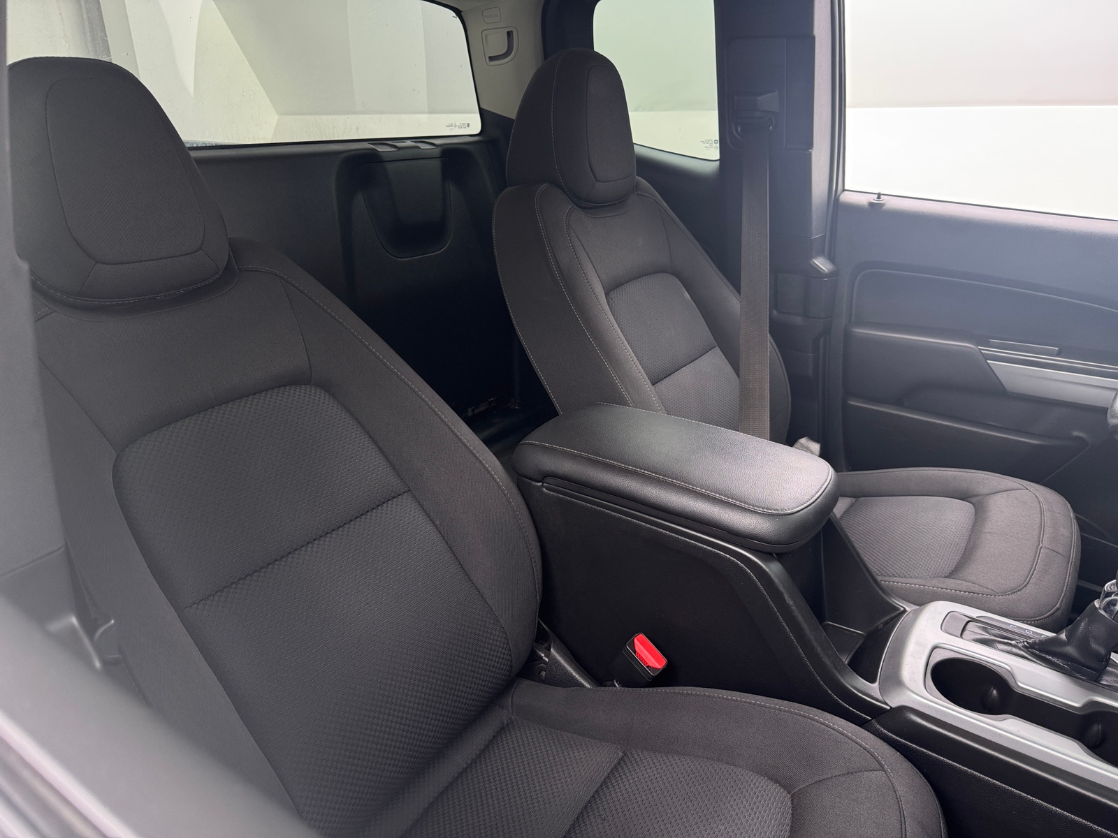 Thumbnail: 2022 Chevrolet Colorado - 2