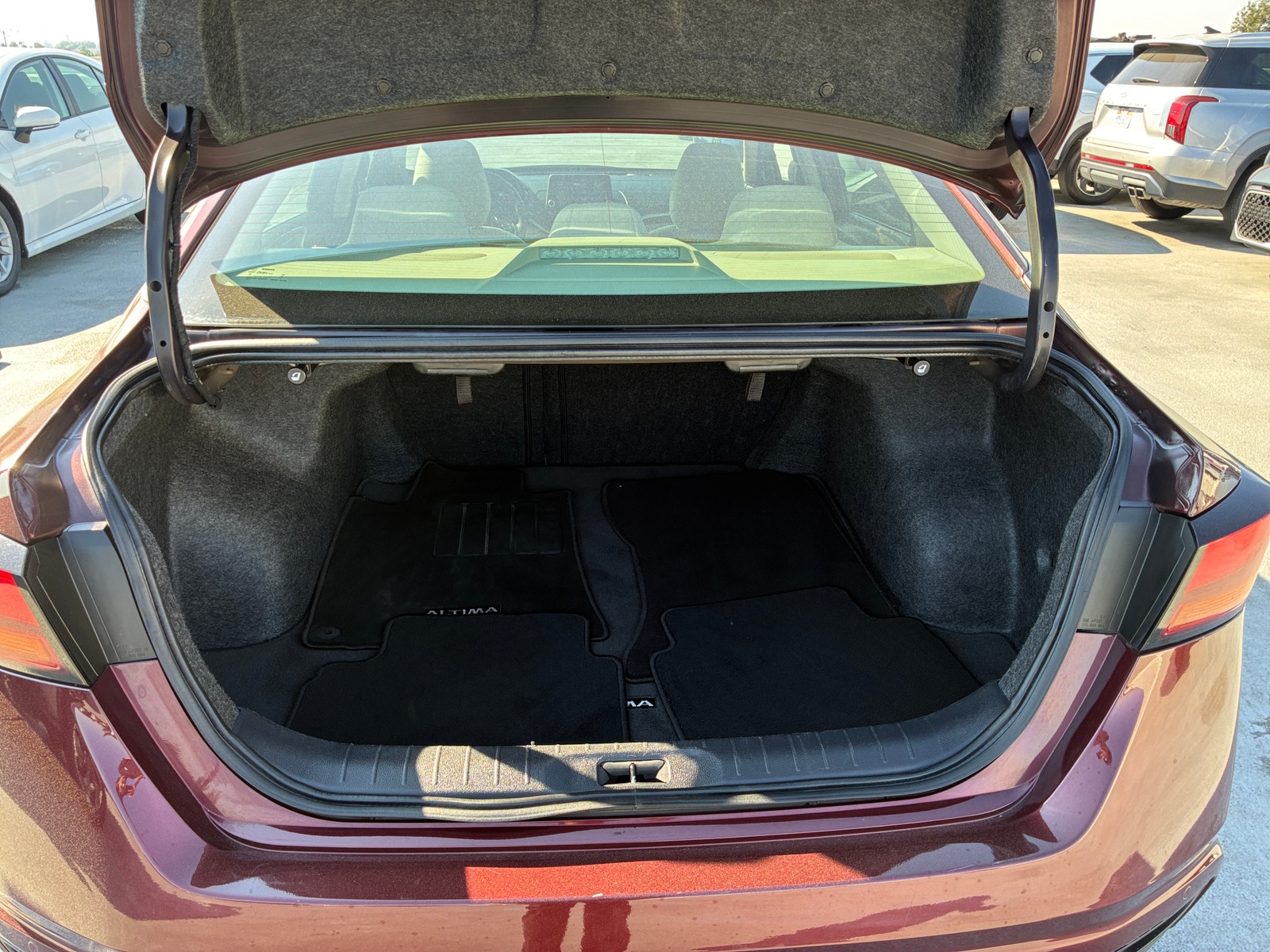 Thumbnail: 2025 Nissan Altima - 6