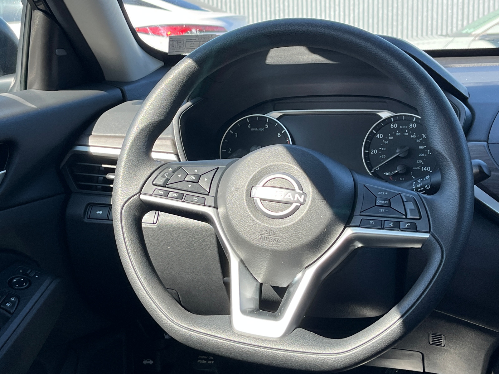 Thumbnail: 2025 Nissan Altima - 5