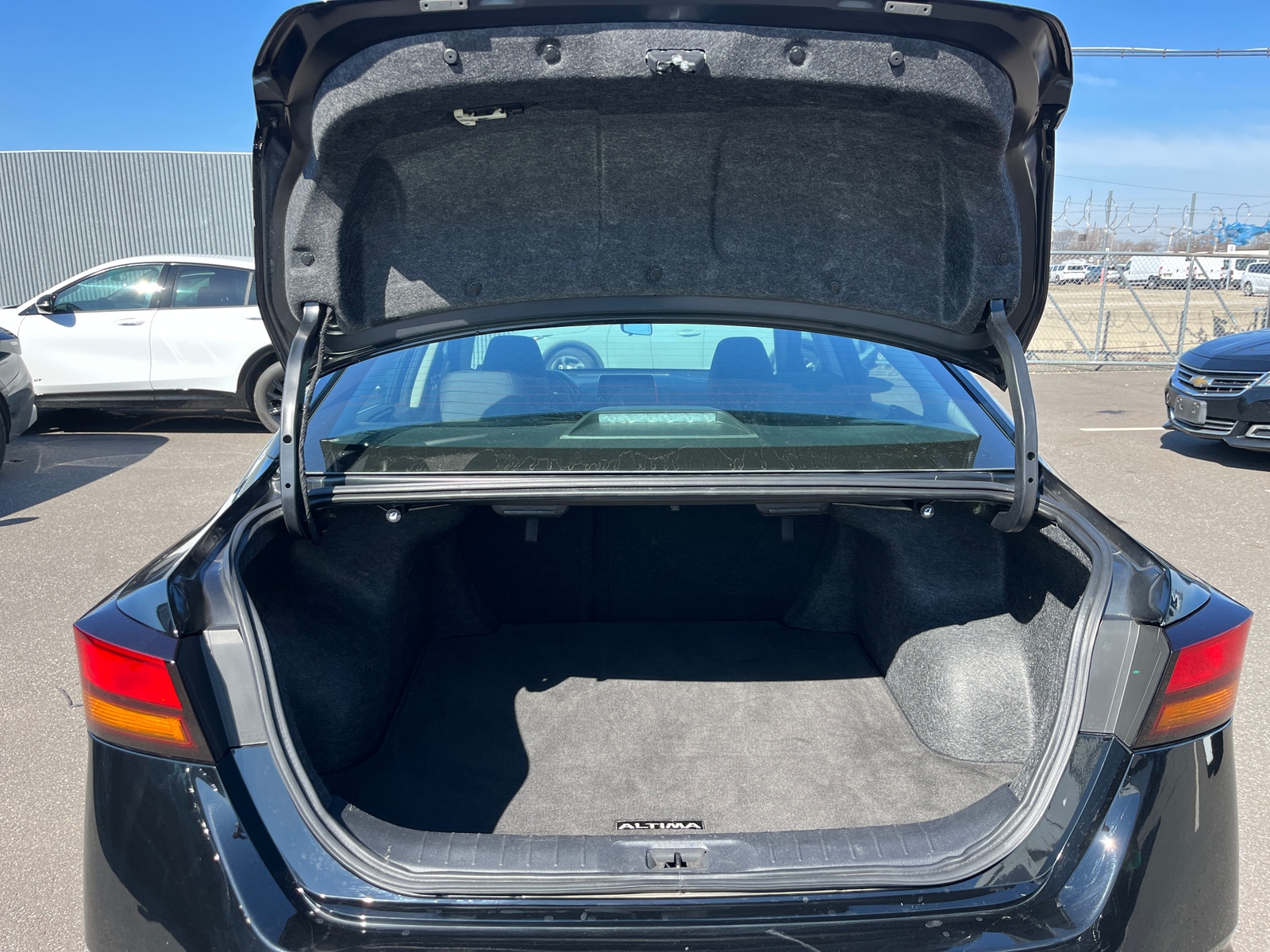 Thumbnail: 2025 Nissan Altima - 6