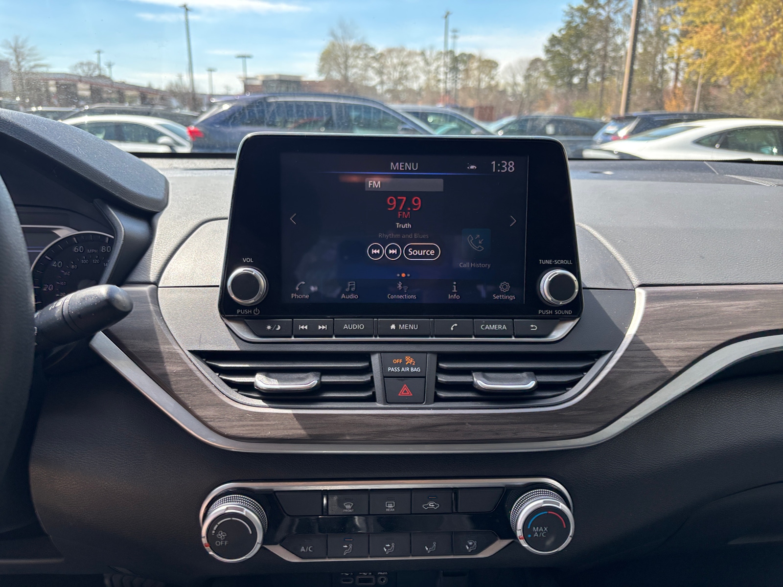 Thumbnail: 2025 Nissan Altima - 4