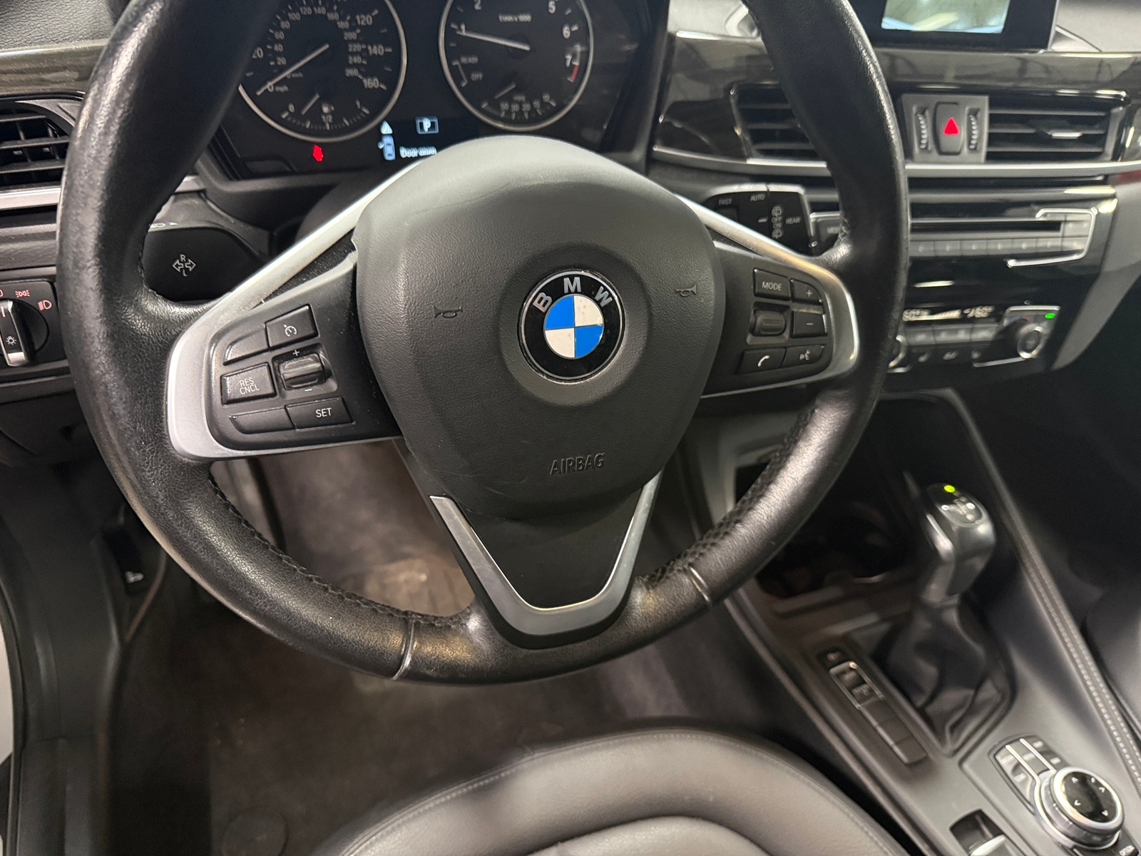 Thumbnail: 2018 BMW X1 - 4