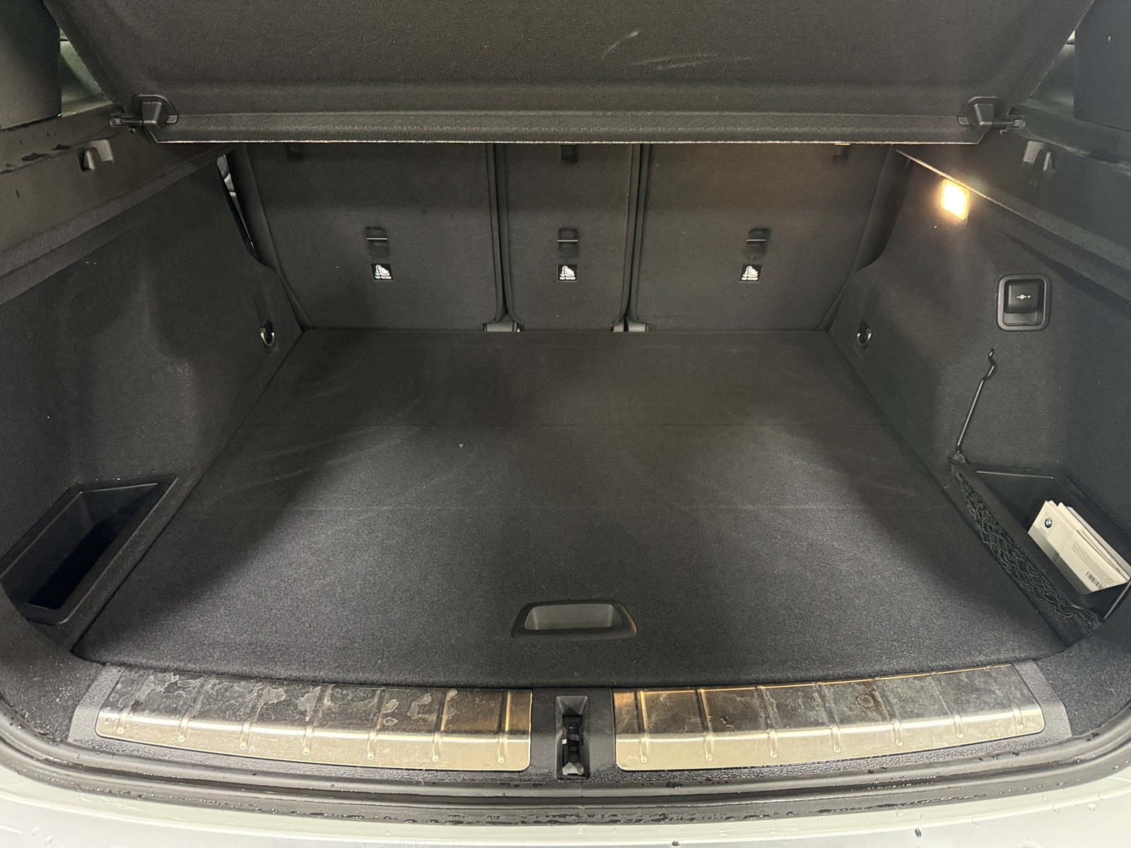 Thumbnail: 2018 BMW X1 - 6