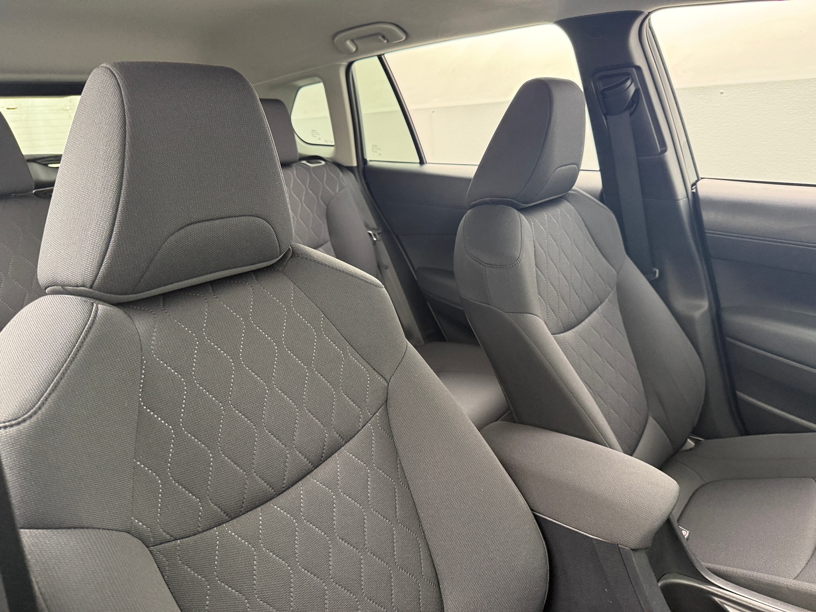 Thumbnail: 2022 Toyota Corolla Cross - 2