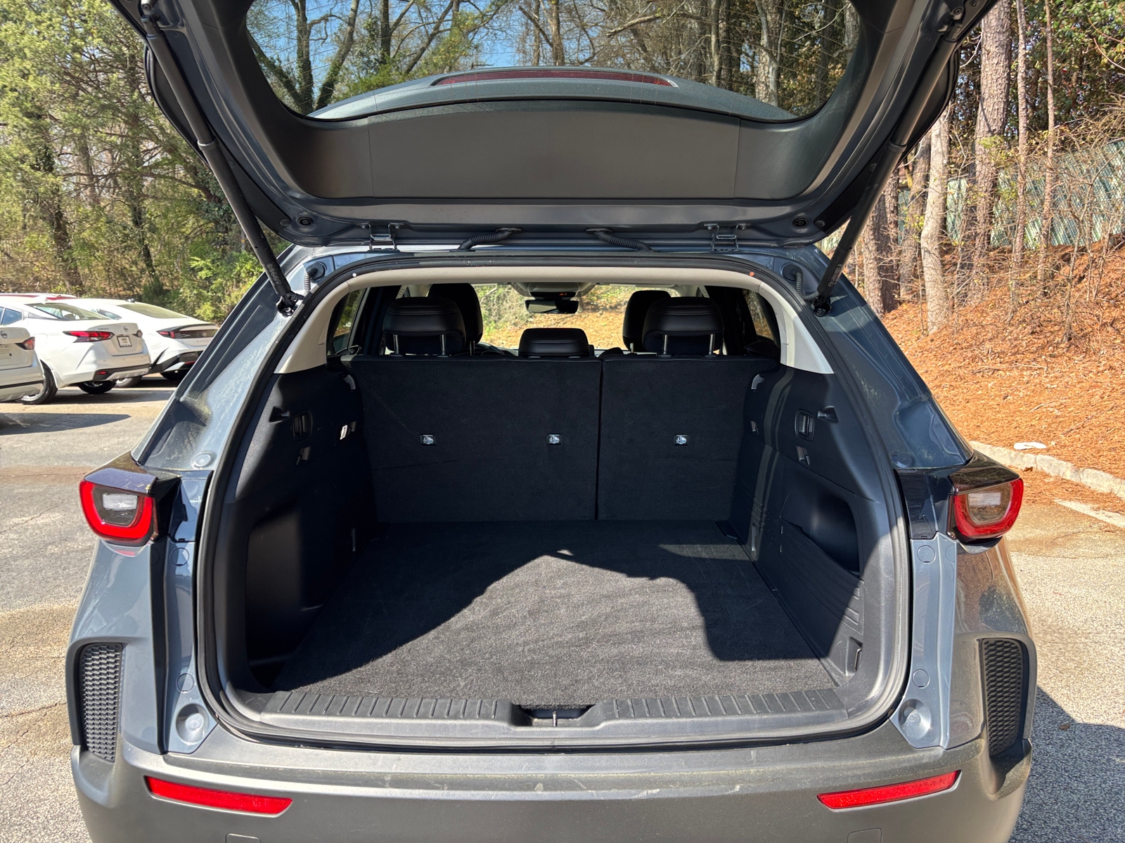 Thumbnail: 2025 Mazda CX-50 - 6