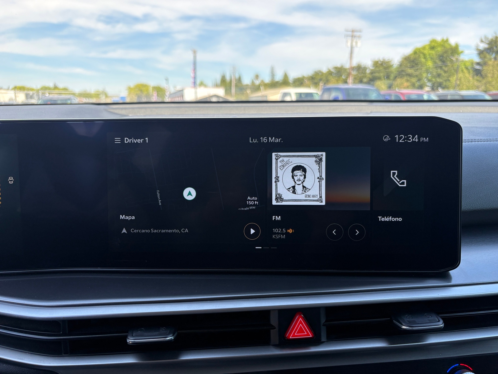 Thumbnail: 2024 Kia Sorento - 4