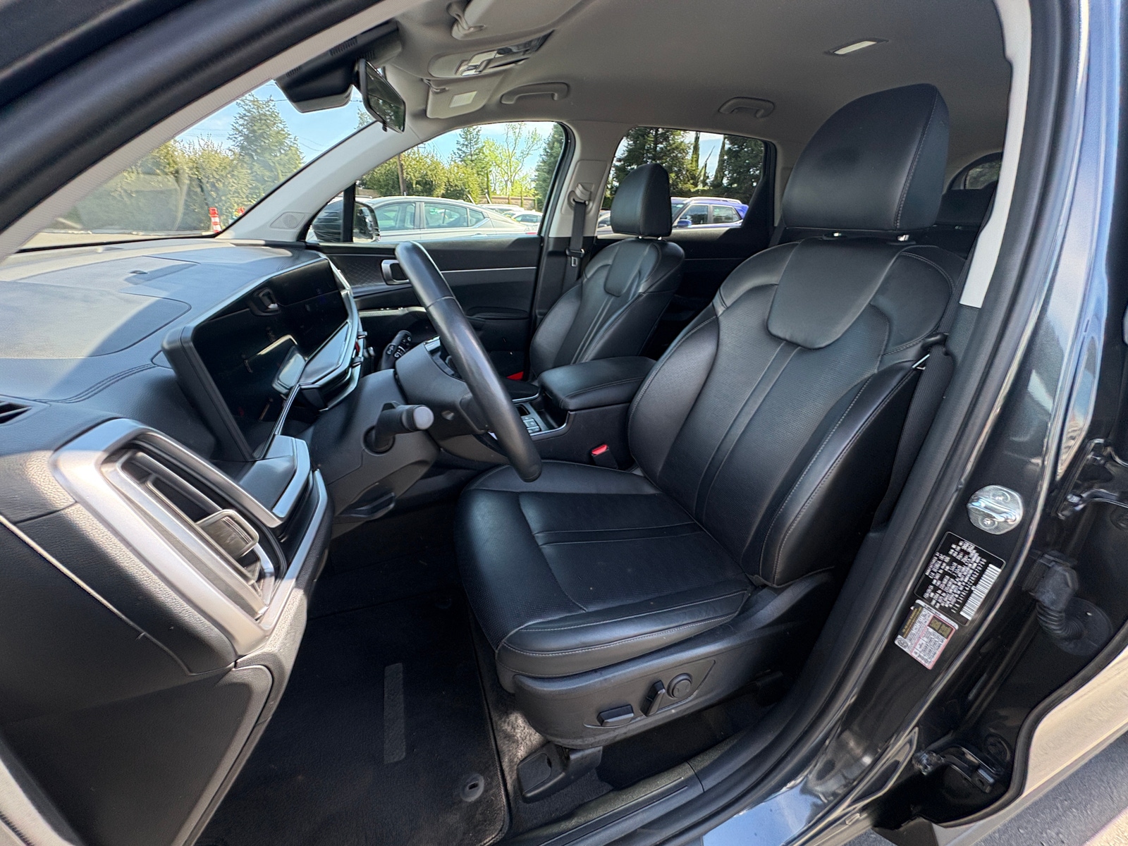 Thumbnail: 2024 Kia Sorento - 2