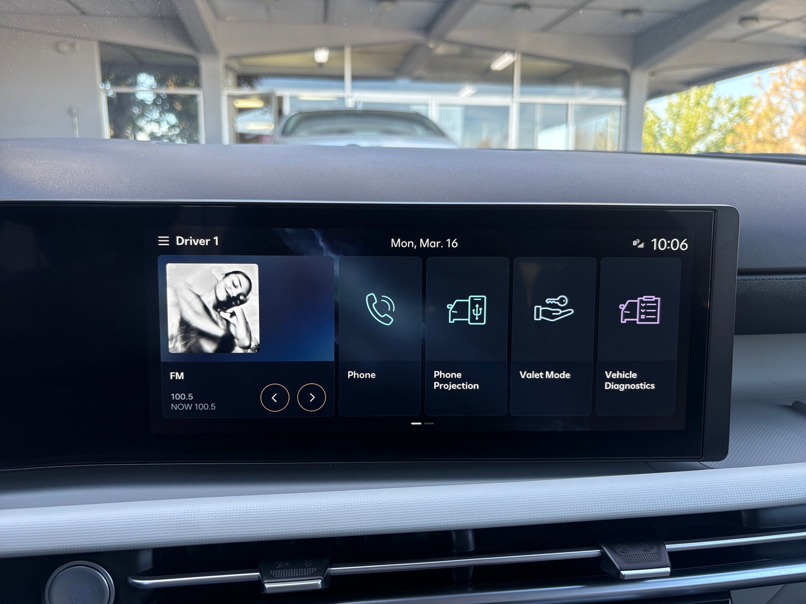 Thumbnail: 2025 Hyundai Tucson - 4