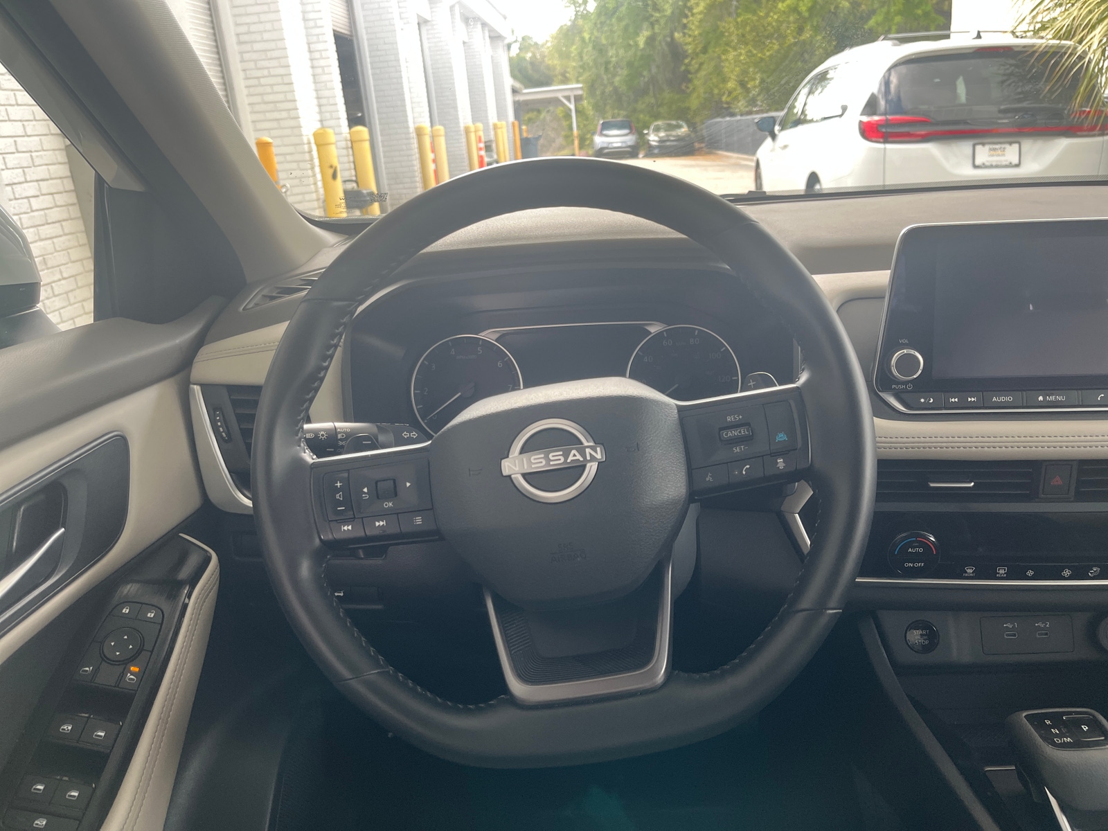 Thumbnail: 2025 Nissan Rogue - 4