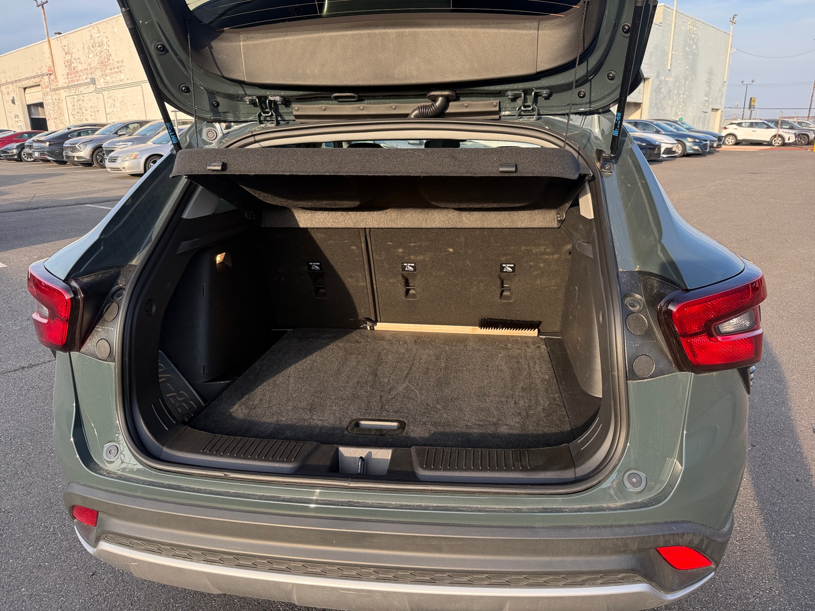 Thumbnail: 2025 Chevrolet Trax - 6