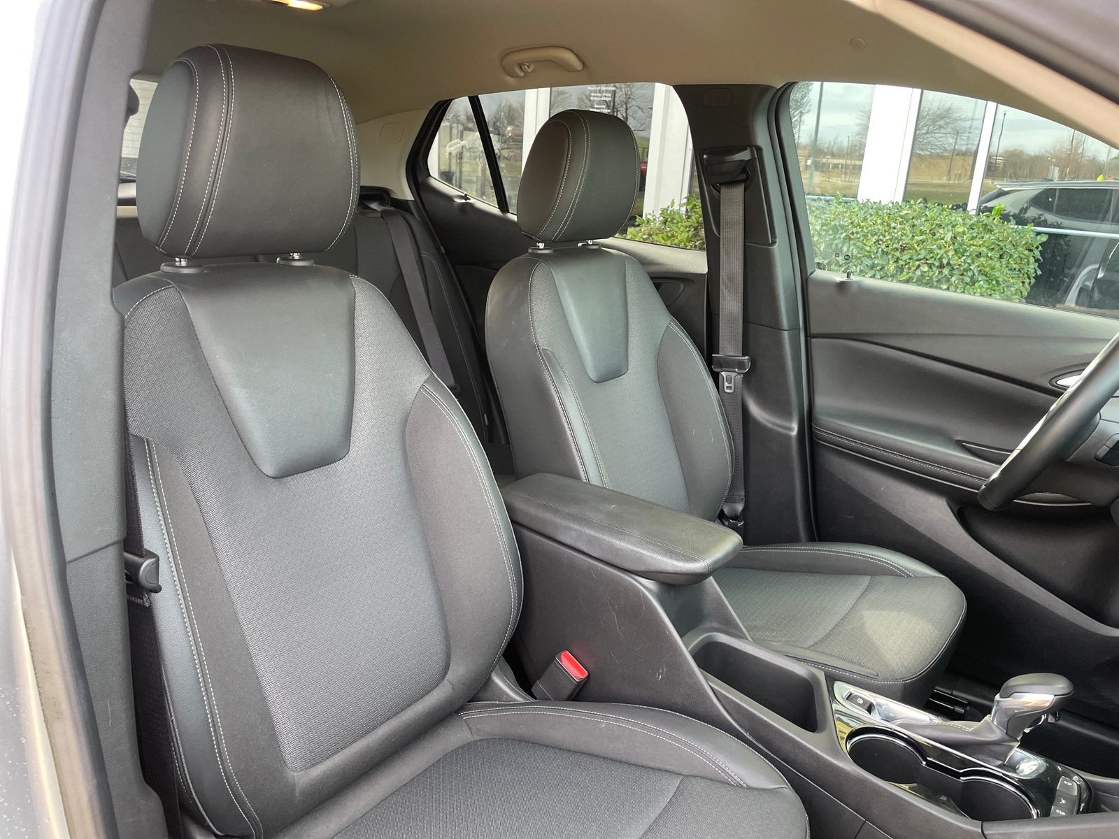 Thumbnail: 2025 Buick Encore GX - 2