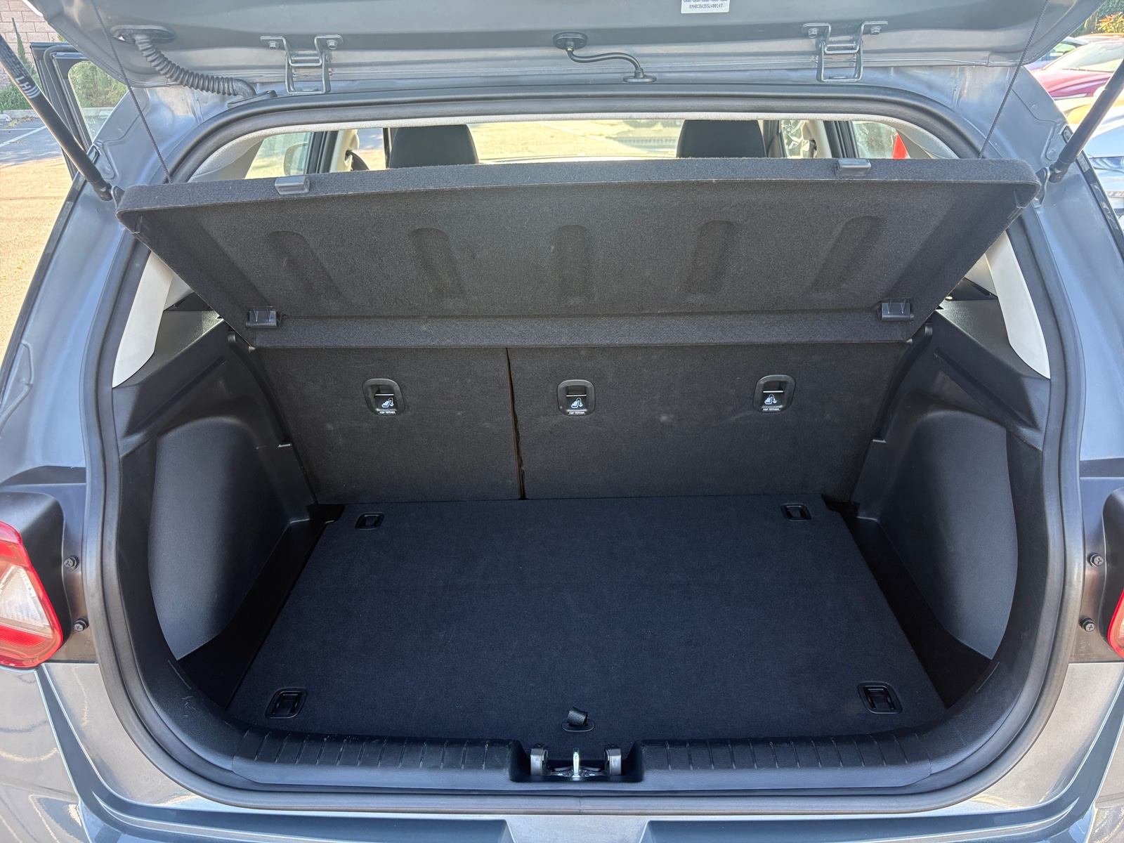 Thumbnail: 2025 Hyundai Venue - 6