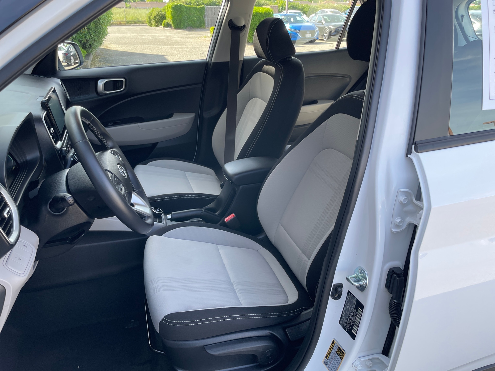 Thumbnail: 2025 Hyundai Venue - 2