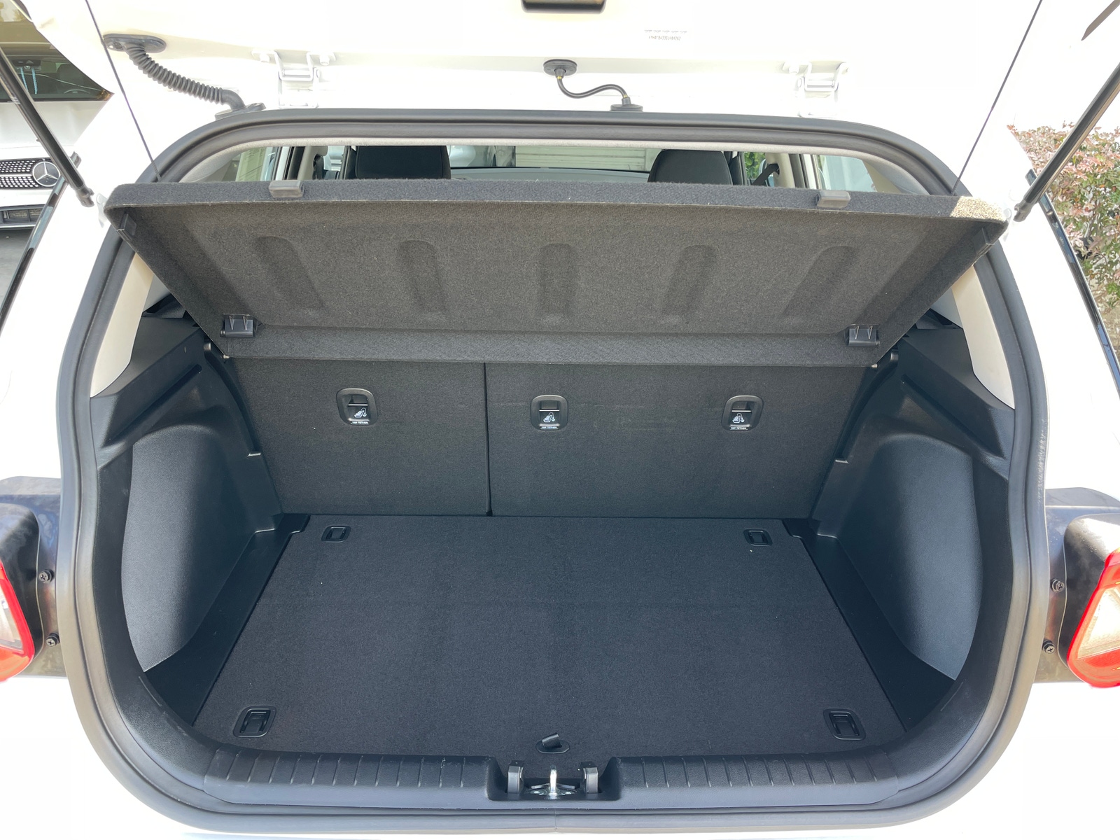 Thumbnail: 2025 Hyundai Venue - 6