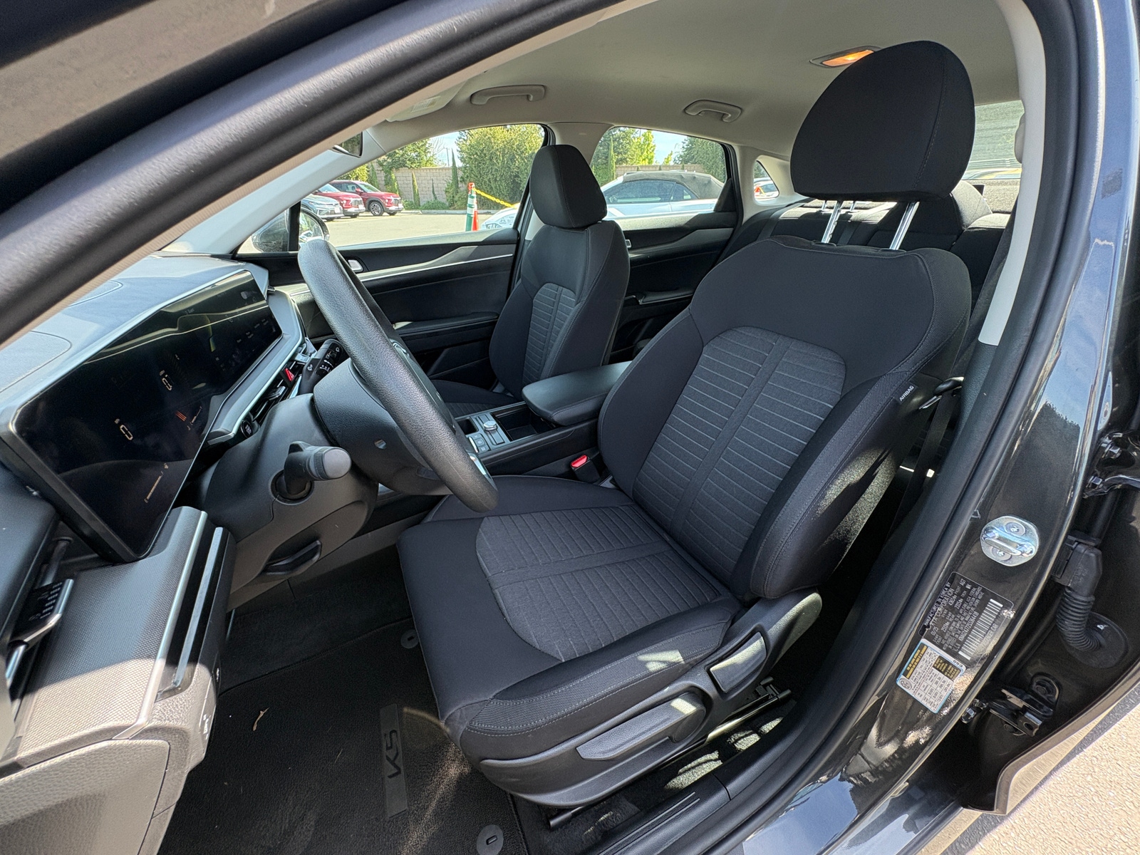 Thumbnail: 2025 Kia K5 - 2