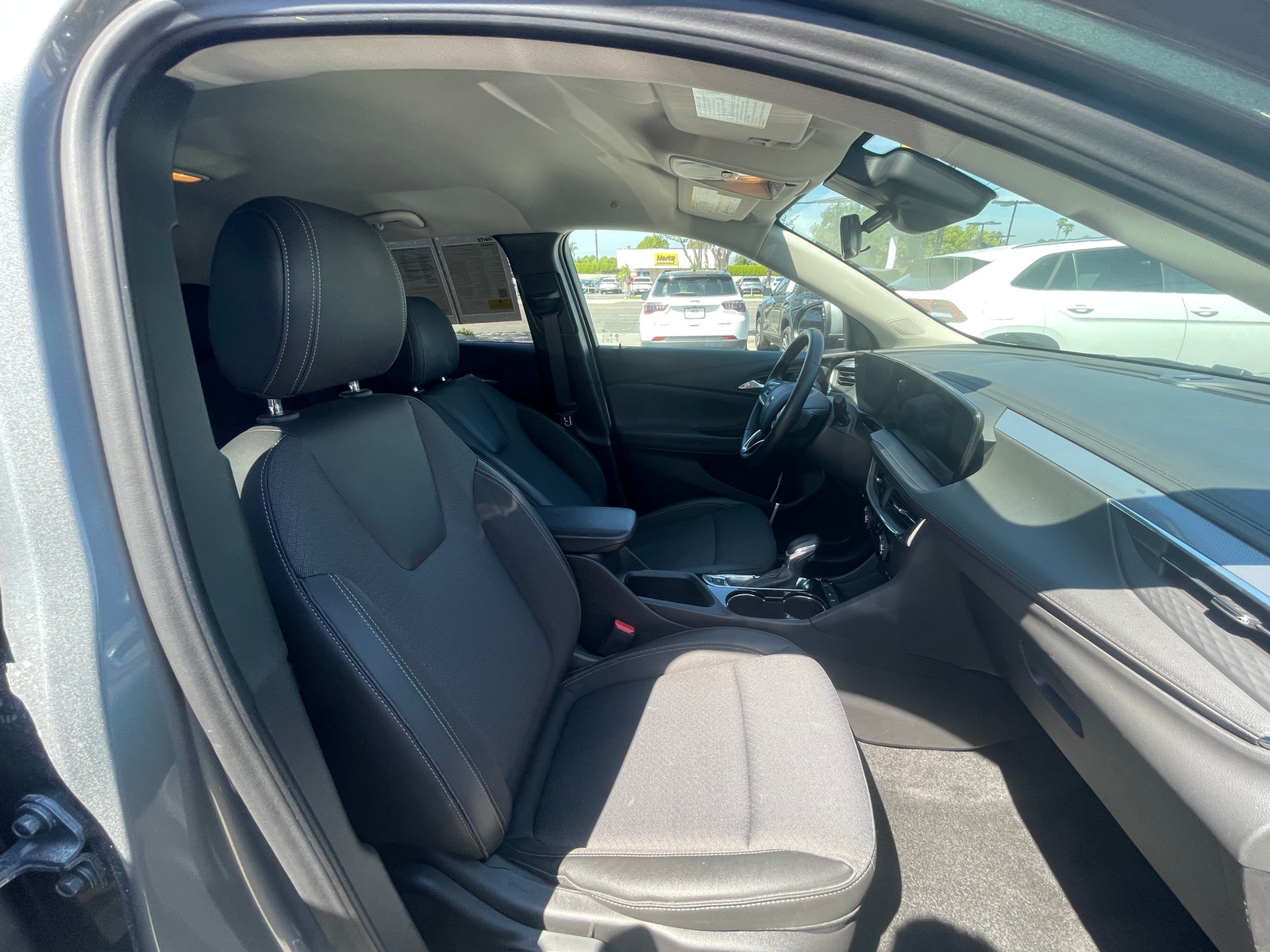 Thumbnail: 2025 Buick Encore GX - 2