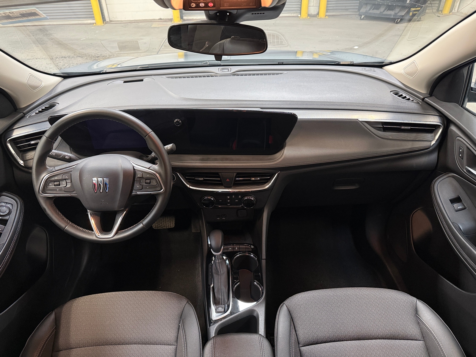 Thumbnail: 2025 Buick Encore GX - 2