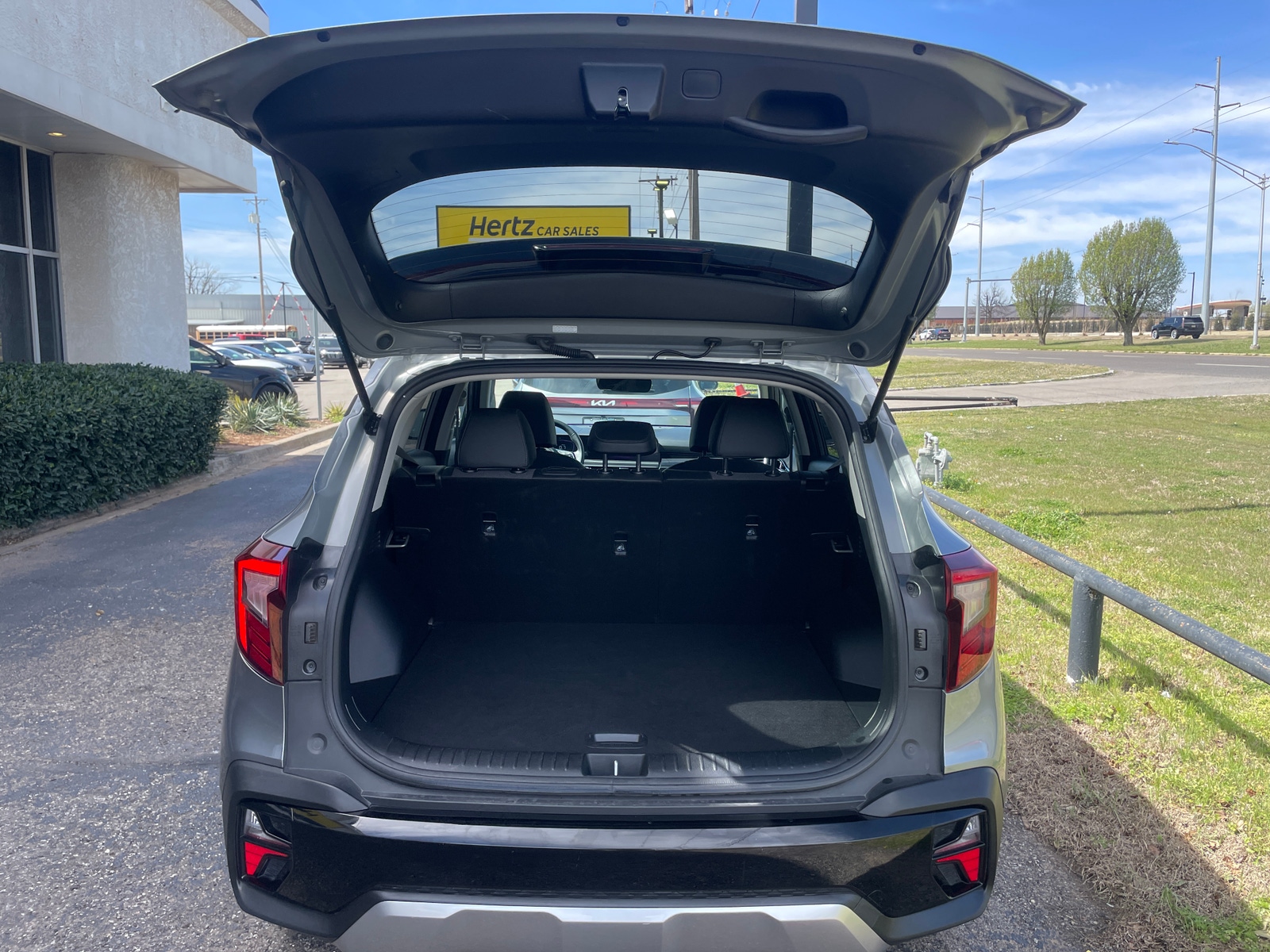 Thumbnail: 2025 Kia Seltos - 6