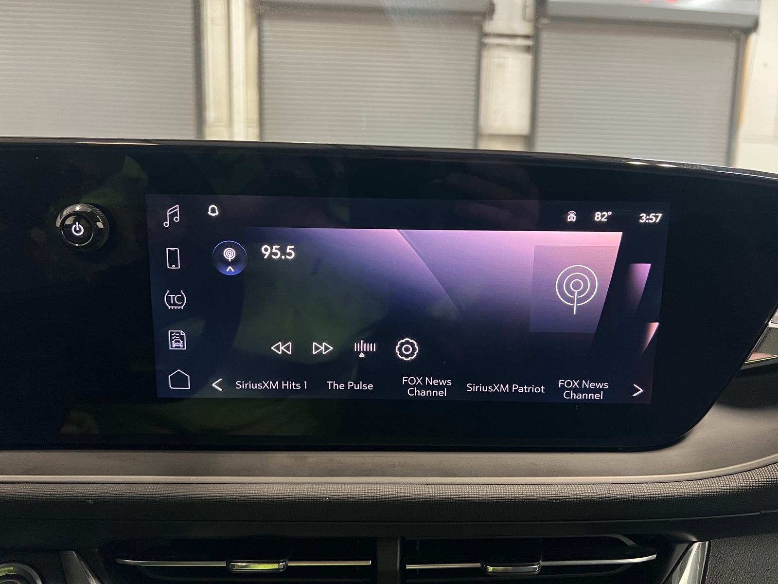 Thumbnail: 2025 Buick Envista - 3