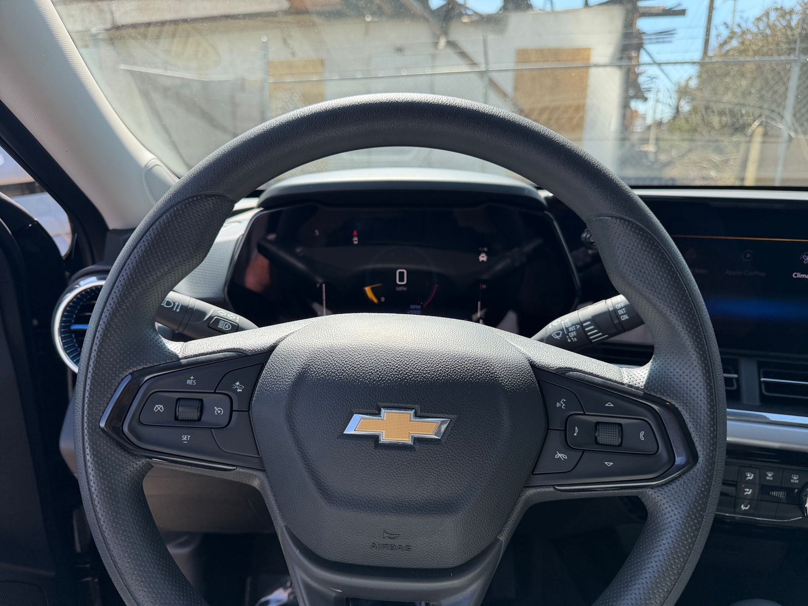 Thumbnail: 2025 Chevrolet Trax - 5