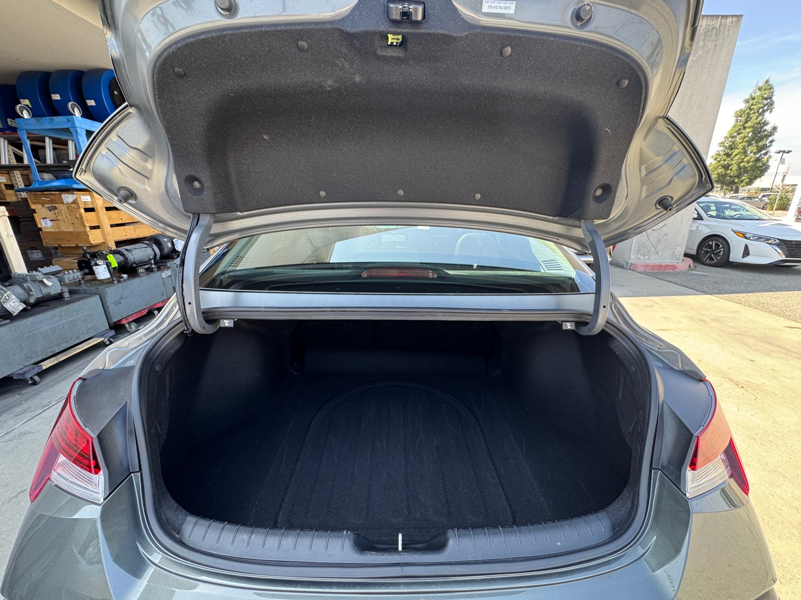 Thumbnail: 2025 Hyundai Elantra - 6