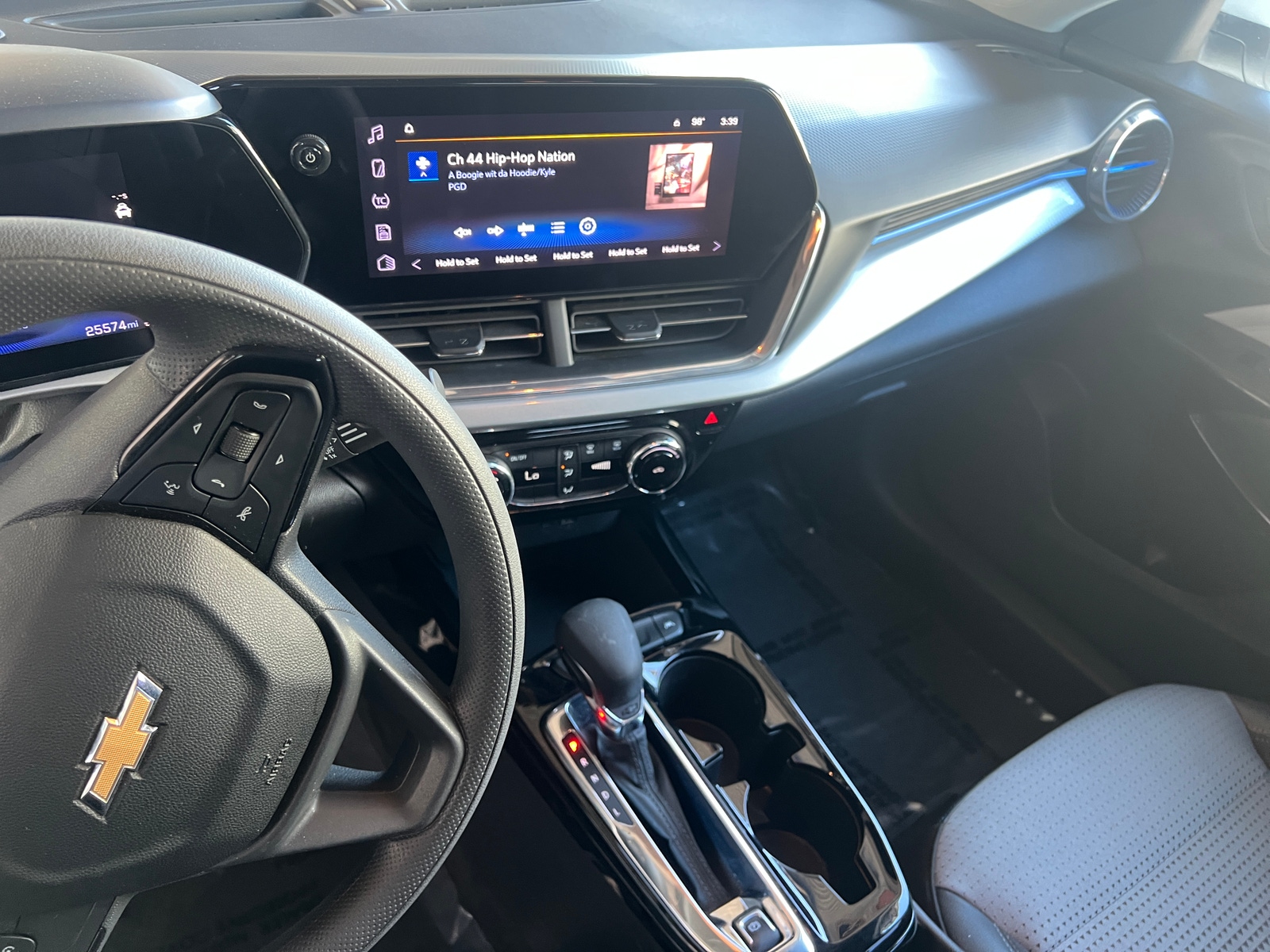 Thumbnail: 2025 Chevrolet Trax - 4