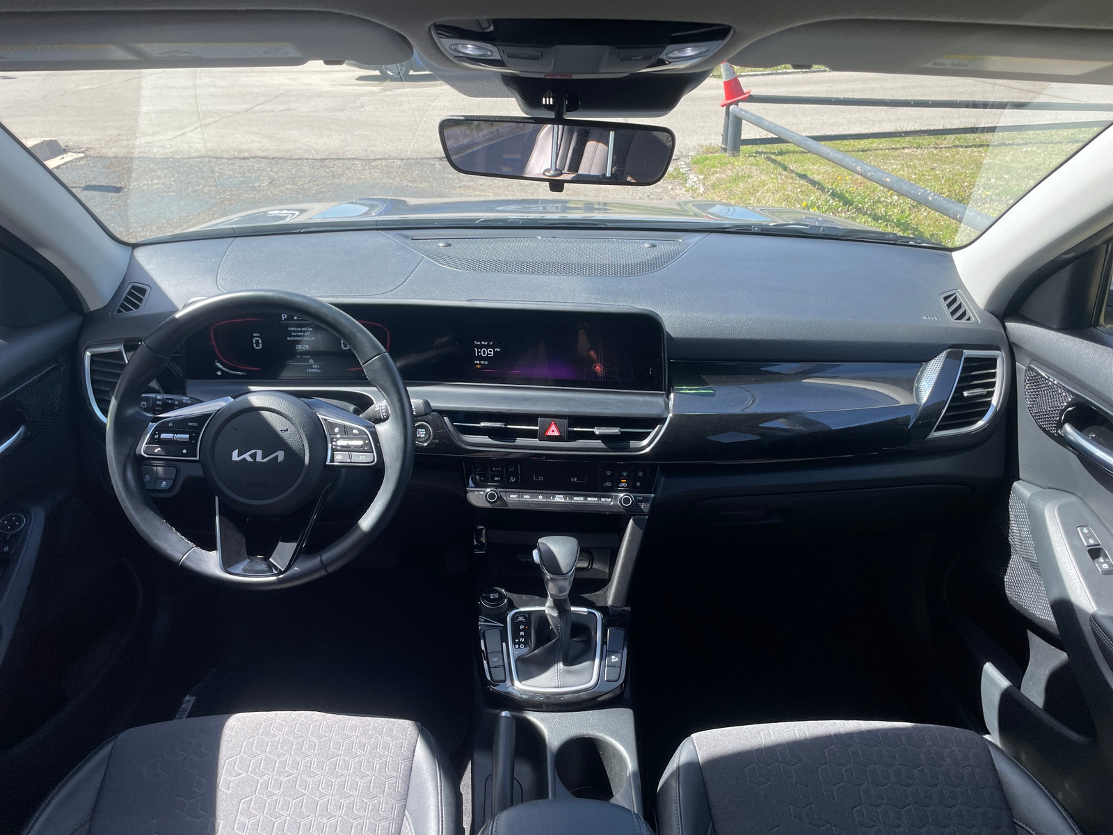 Thumbnail: 2025 Kia Seltos - 3