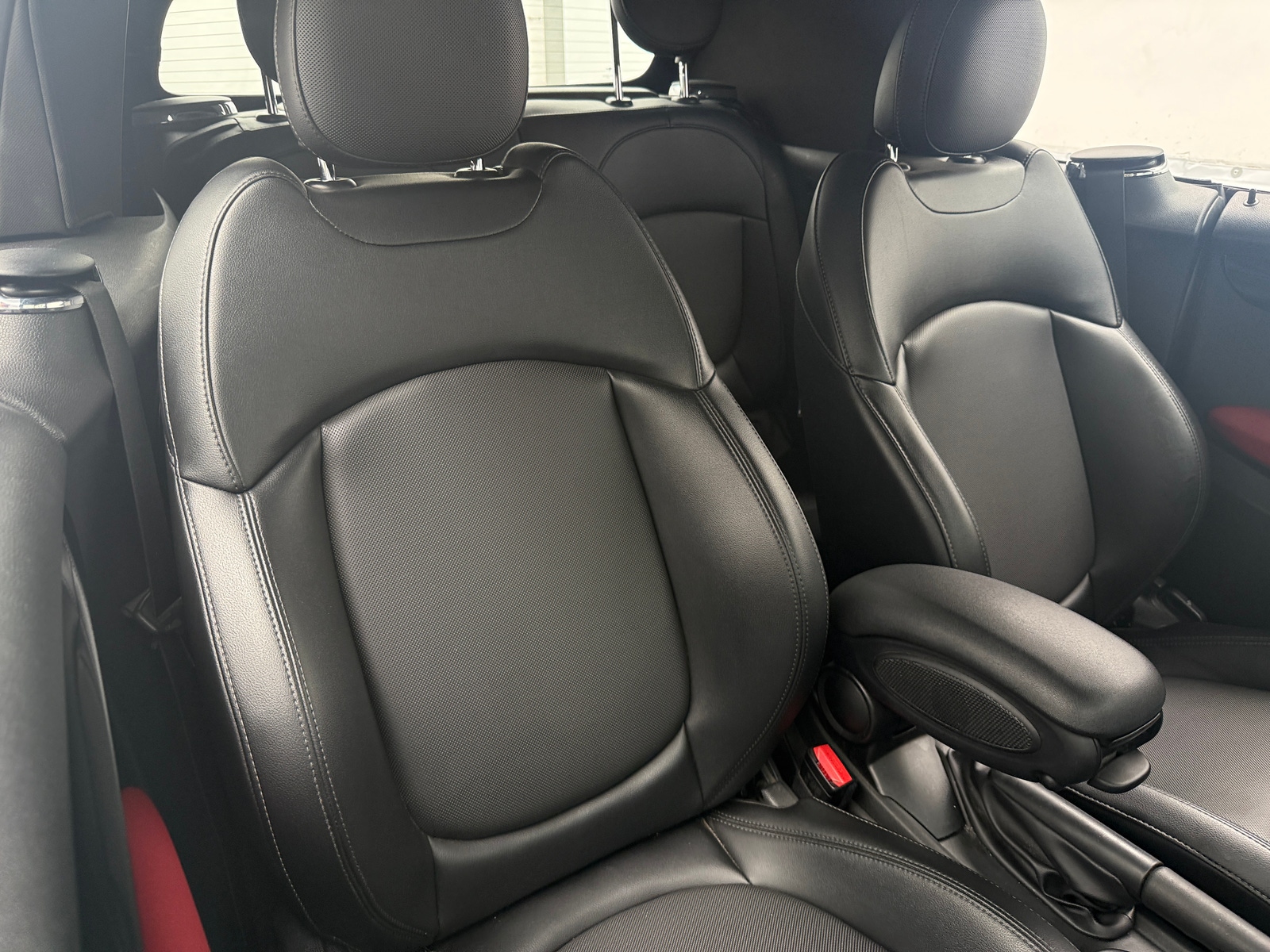 Thumbnail: 2016 MINI Cooper Convertible - 2