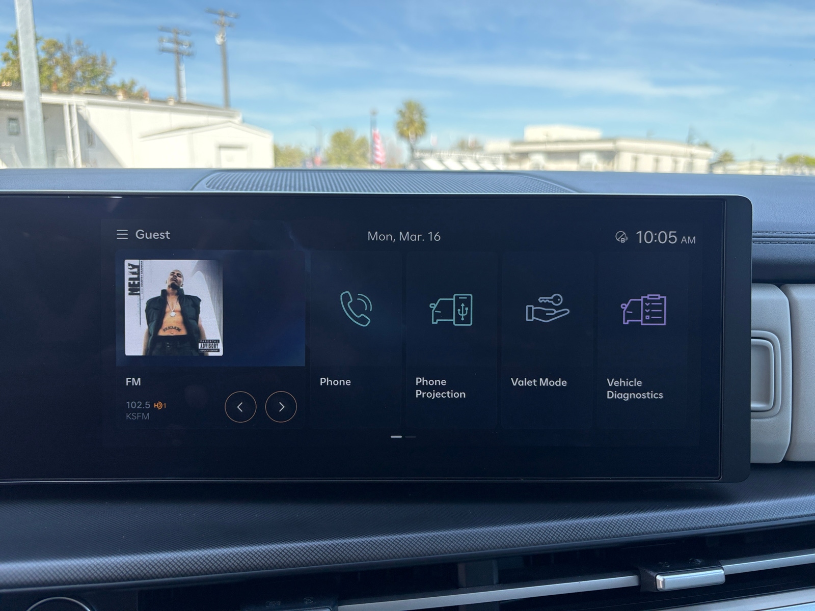 Thumbnail: 2025 Hyundai Santa Fe - 4