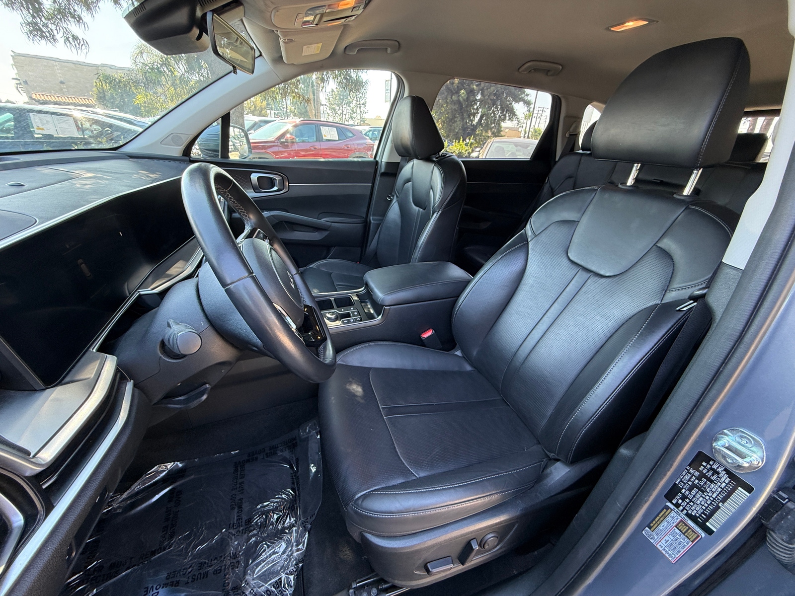 Thumbnail: 2024 Kia Sorento - 2