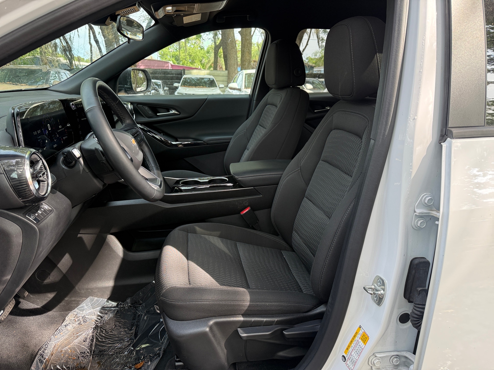 Thumbnail: 2025 Chevrolet Equinox - 2