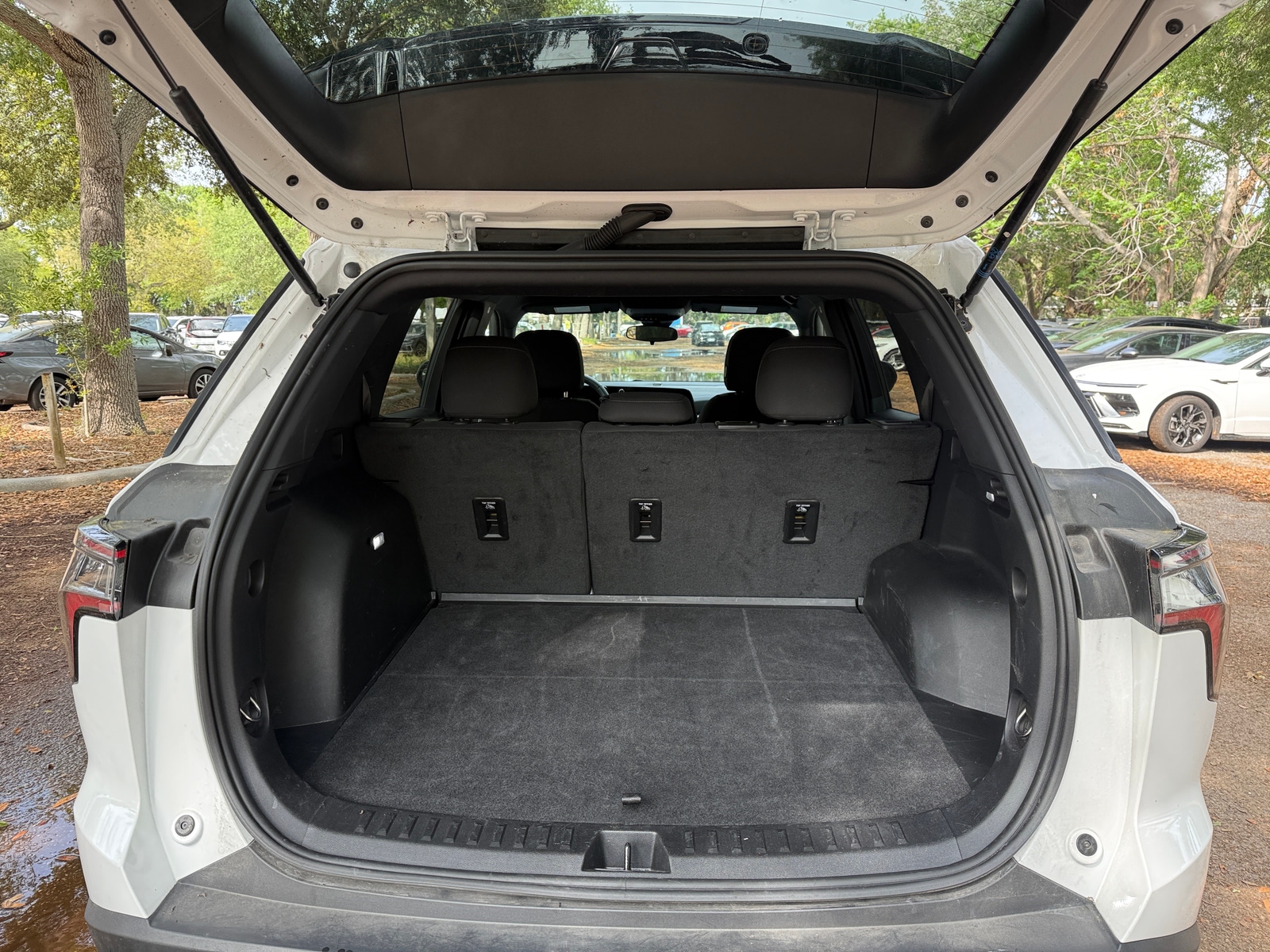 Thumbnail: 2025 Chevrolet Equinox - 4