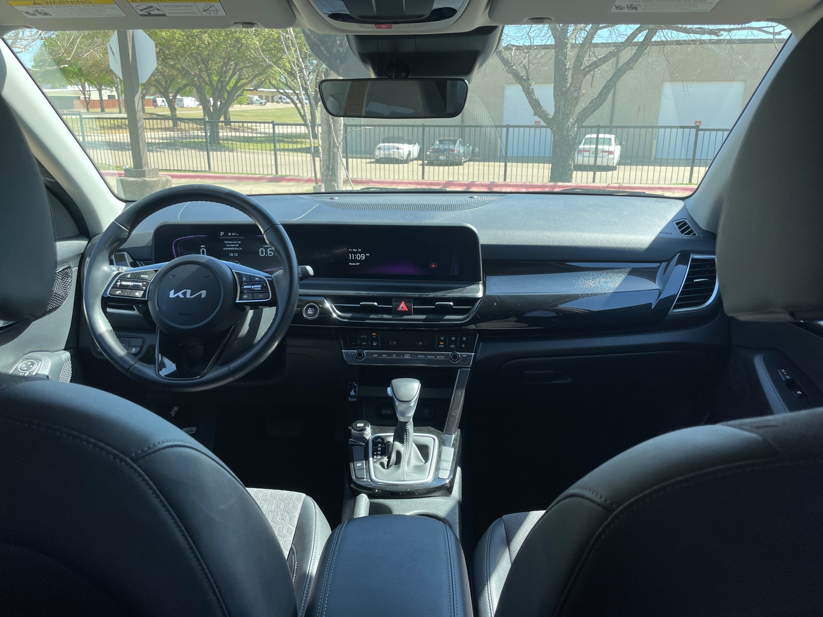 Thumbnail: 2025 Kia Seltos - 3