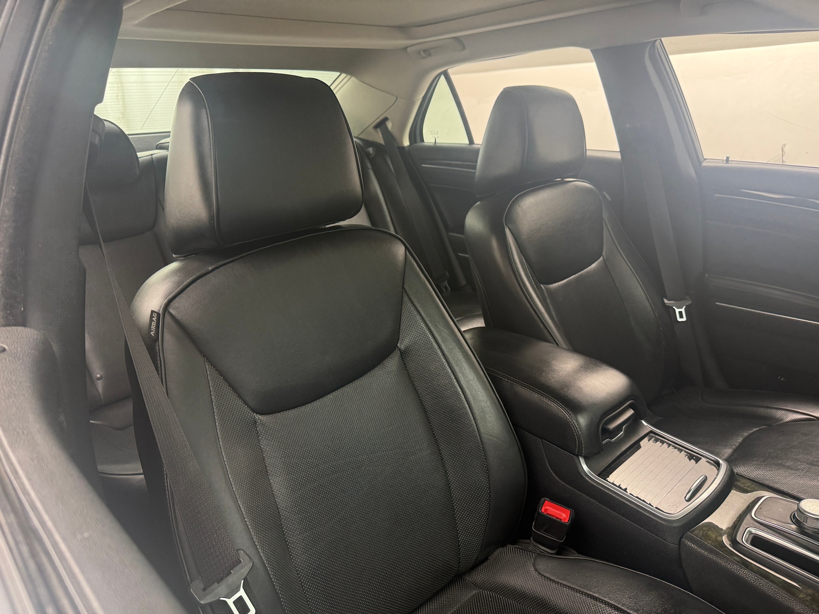 Thumbnail: 2015 Chrysler 300 - 2