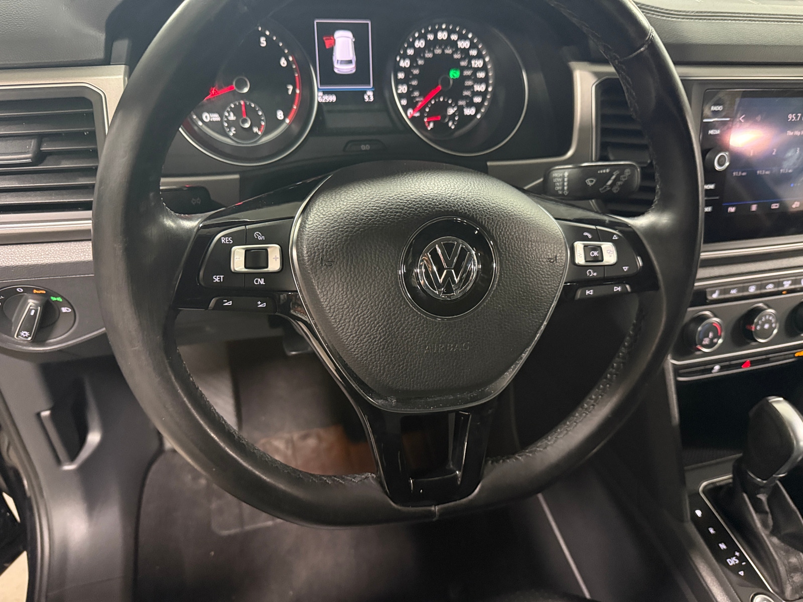 Thumbnail: 2018 Volkswagen Atlas - 4