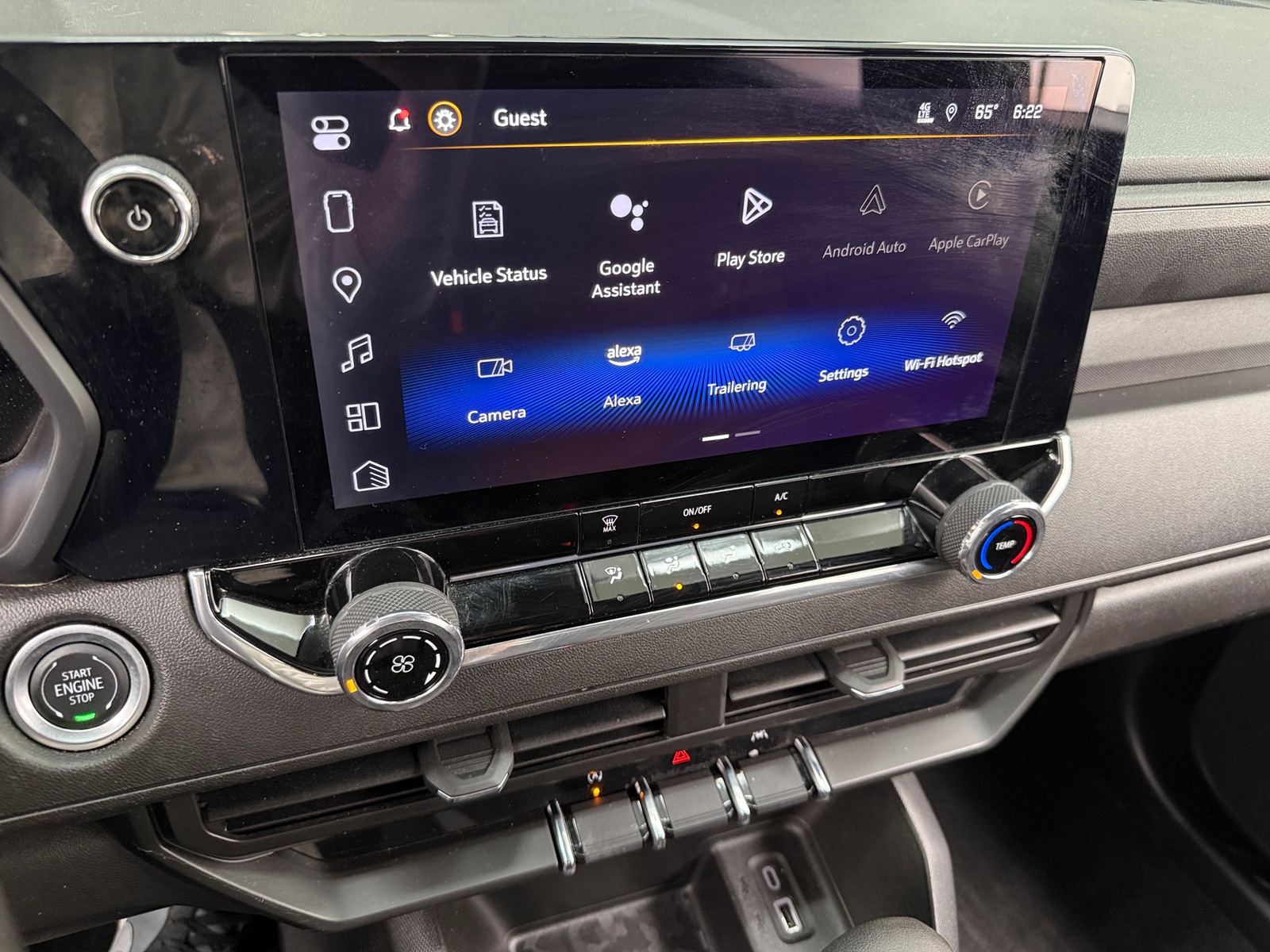 Thumbnail: 2024 Chevrolet Colorado - 4