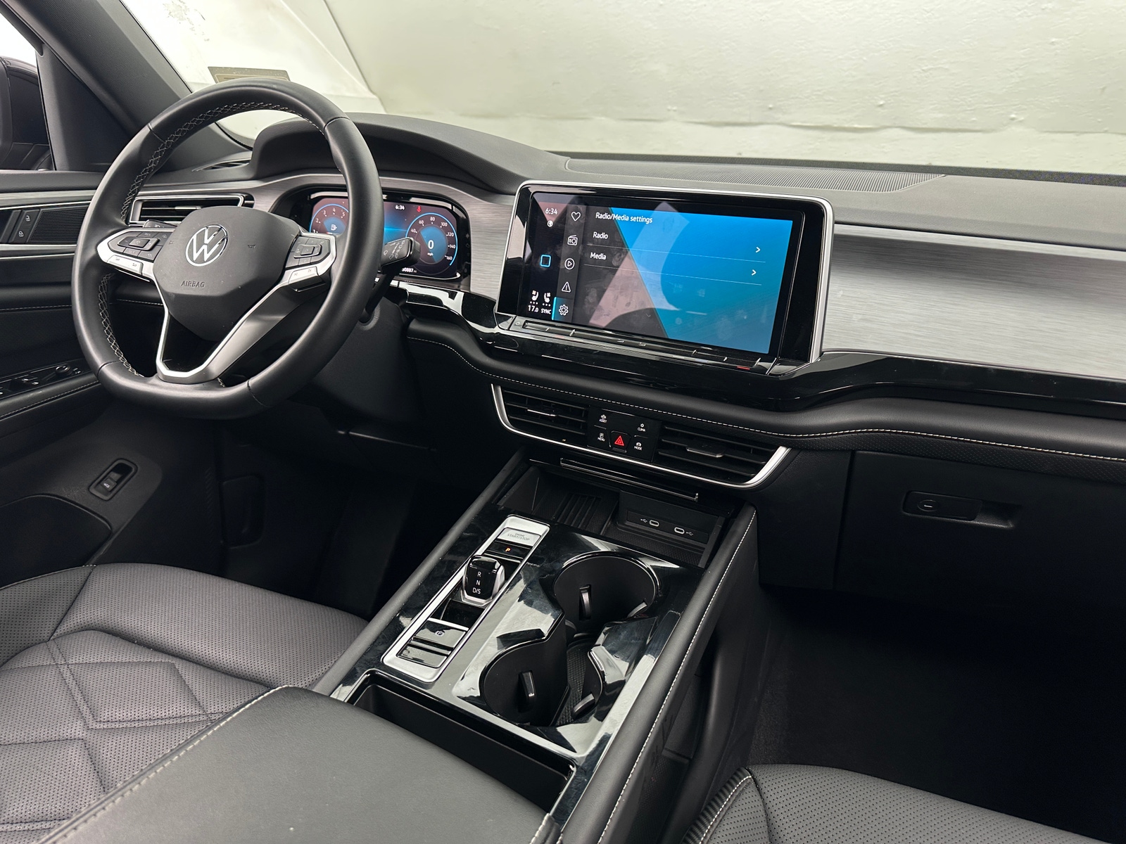 Thumbnail: 2025 Volkswagen Atlas - 2