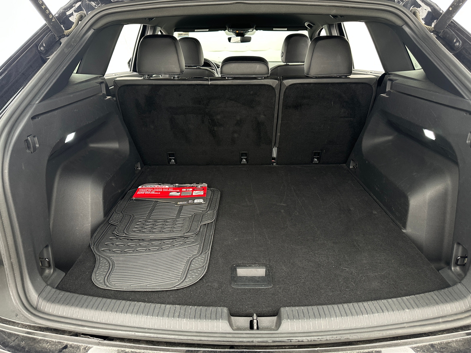 Thumbnail: 2025 Volkswagen Atlas - 6