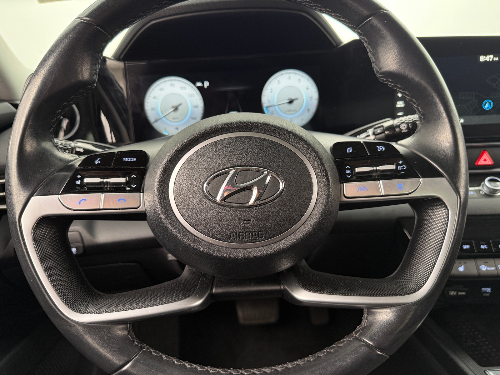 Thumbnail: 2023 Hyundai Elantra - 5