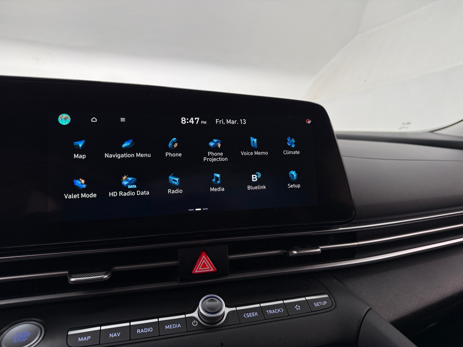 Thumbnail: 2023 Hyundai Elantra - 4