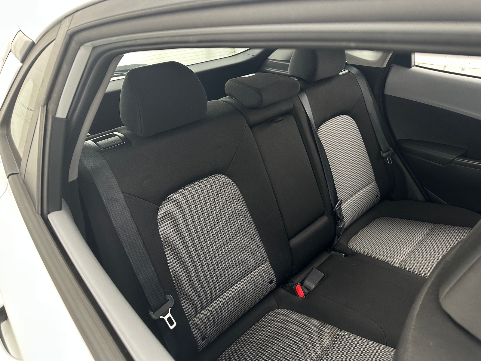 Thumbnail: 2019 Hyundai Kona - 6