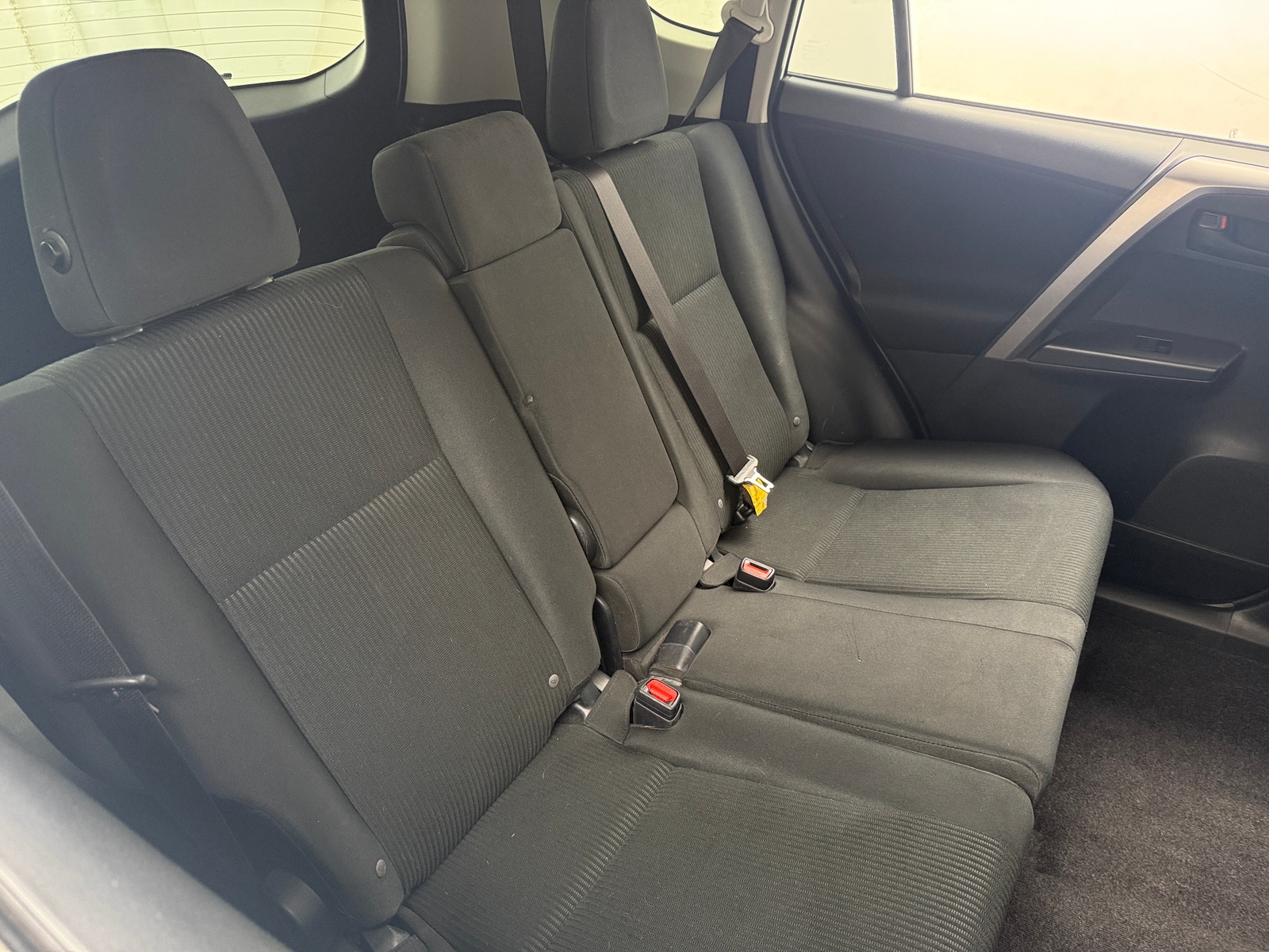 Thumbnail: 2017 Toyota RAV4 - 6