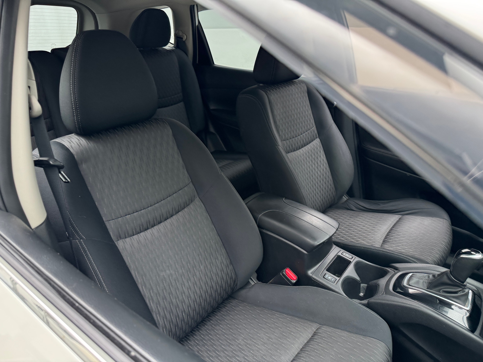 Thumbnail: 2018 Nissan Rogue - 2