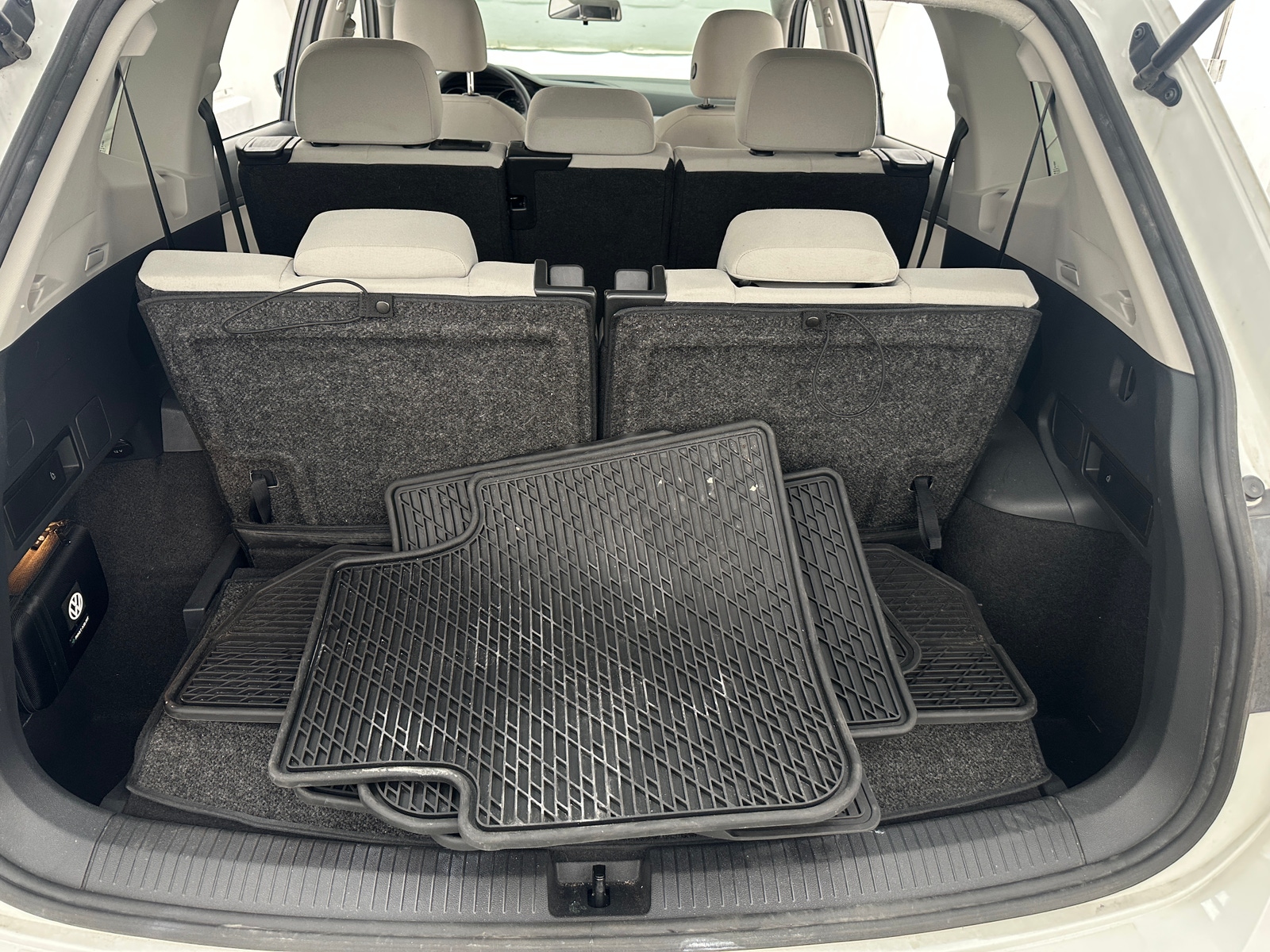 Thumbnail: 2018 Volkswagen Tiguan - 7