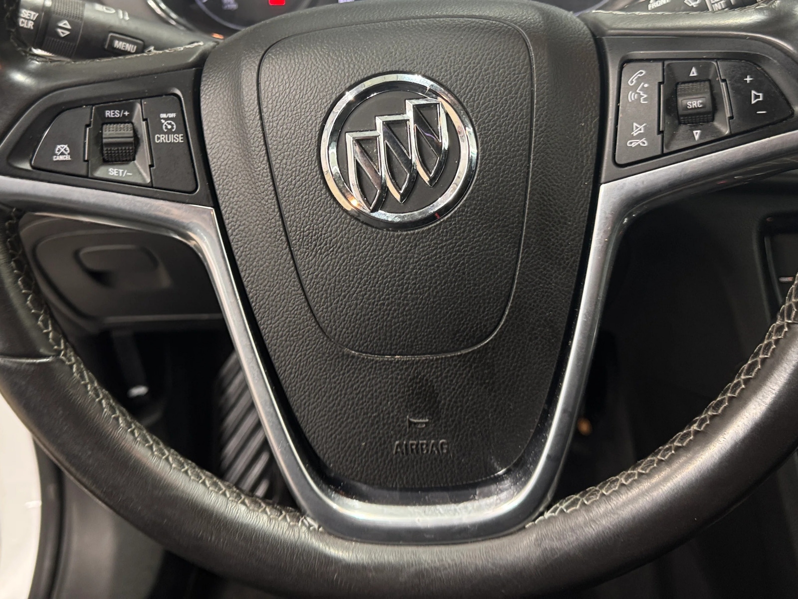 Thumbnail: 2022 Buick Encore - 4