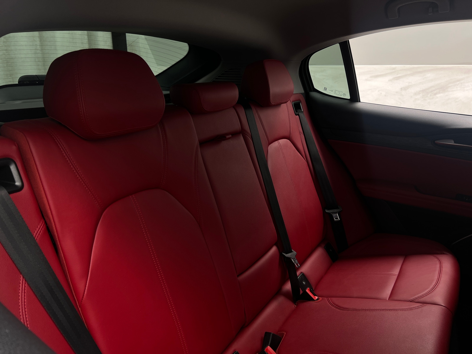 Thumbnail: 2020 Alfa Romeo Stelvio - 5