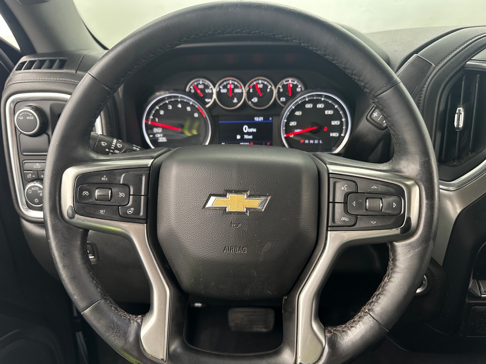 Thumbnail: 2022 Chevrolet Silverado 1500 - 5