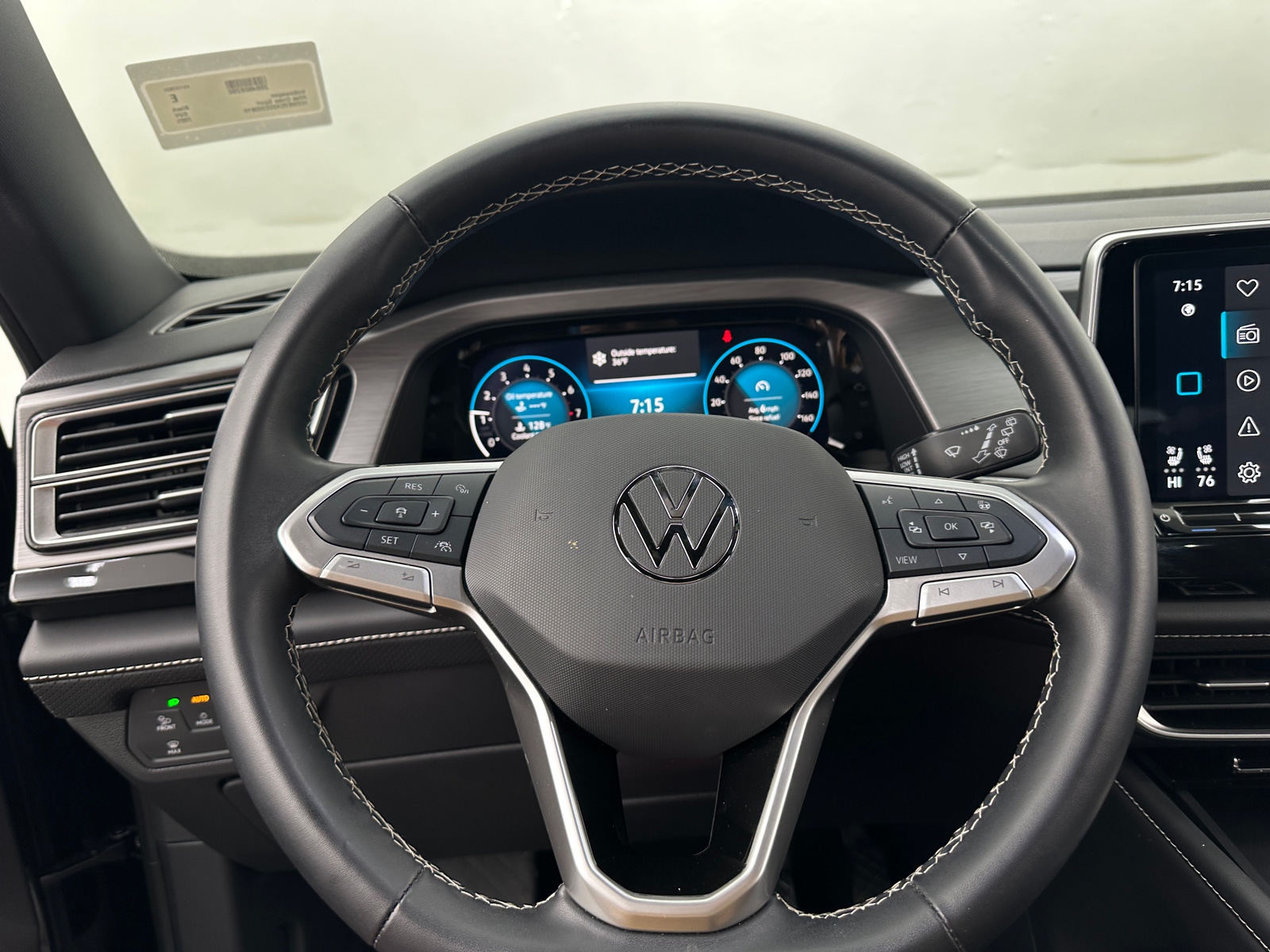 Thumbnail: 2025 Volkswagen Atlas - 4