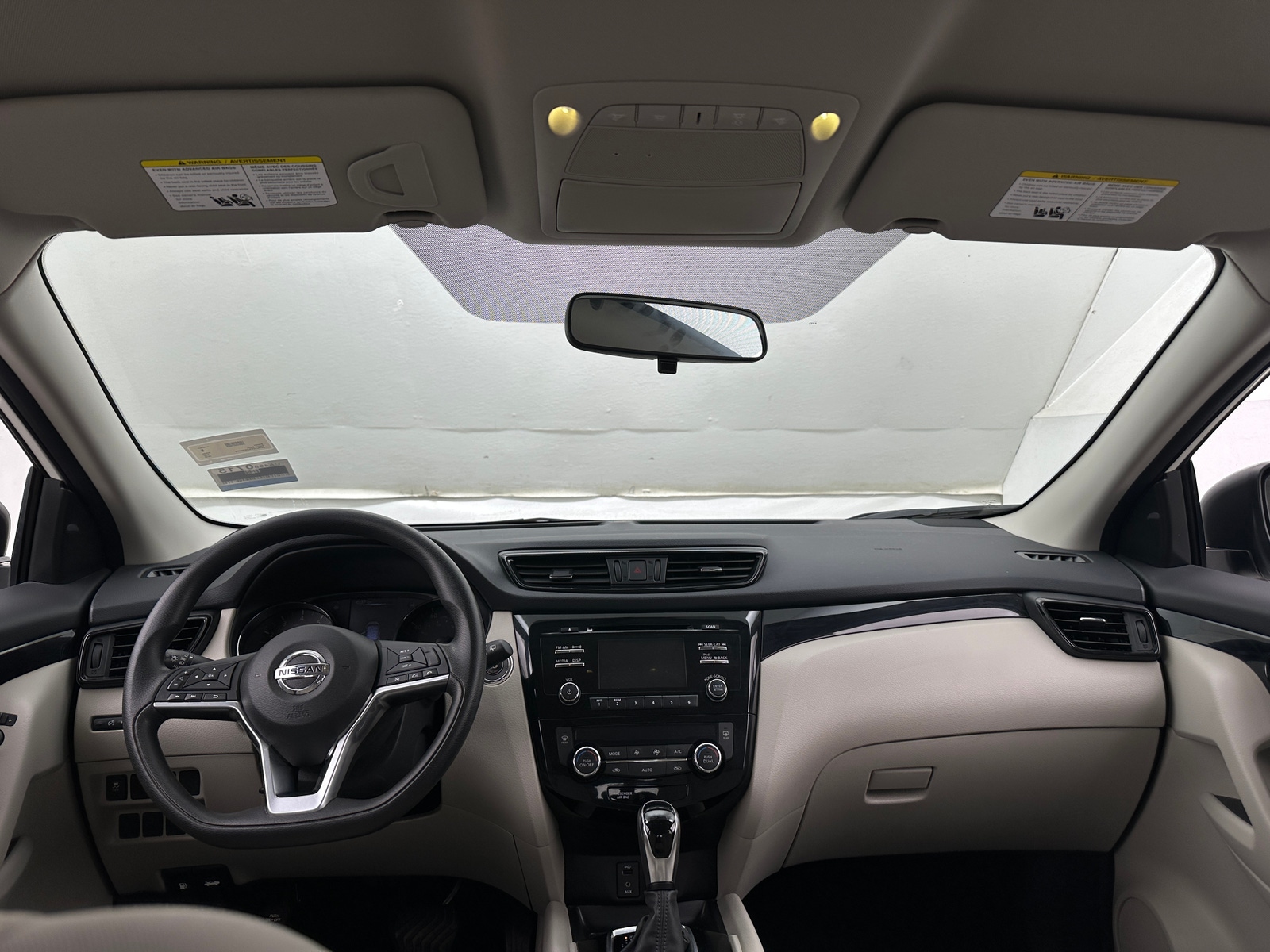 Thumbnail: 2018 Nissan Rogue Sport - 3