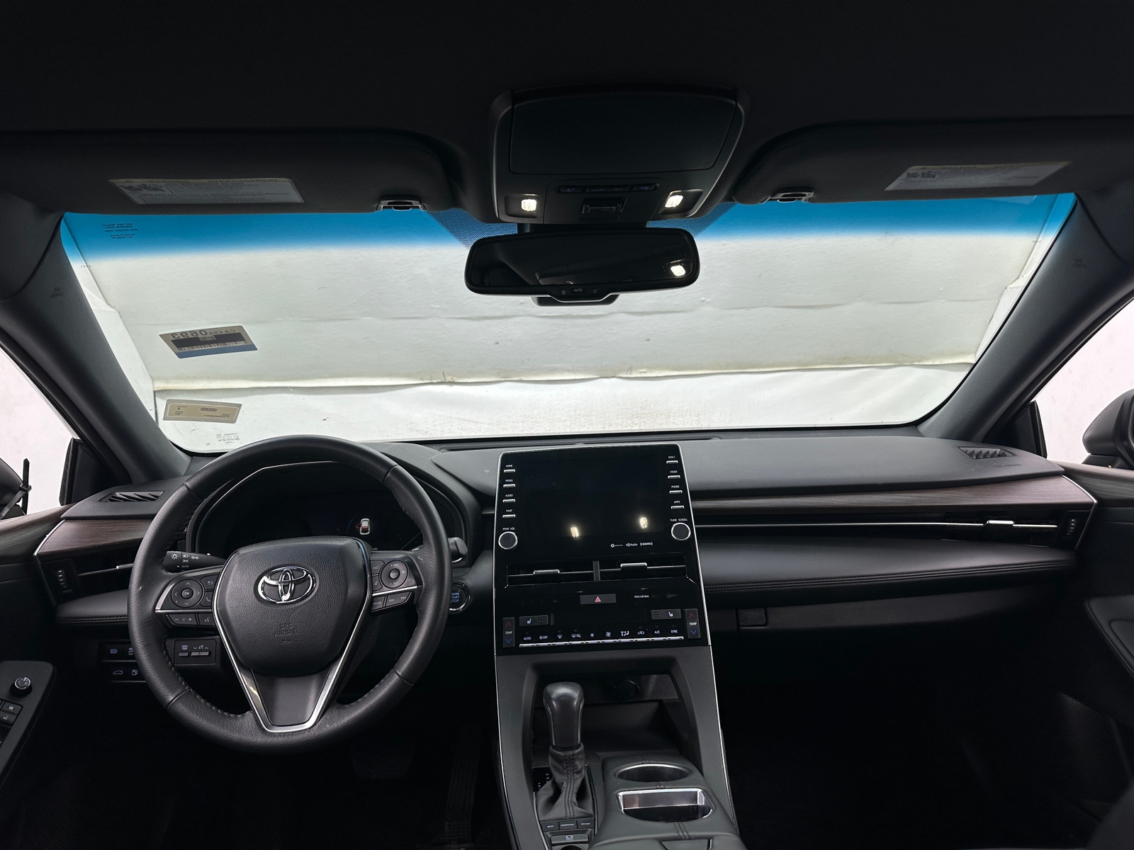 Thumbnail: 2022 Toyota Avalon - 2